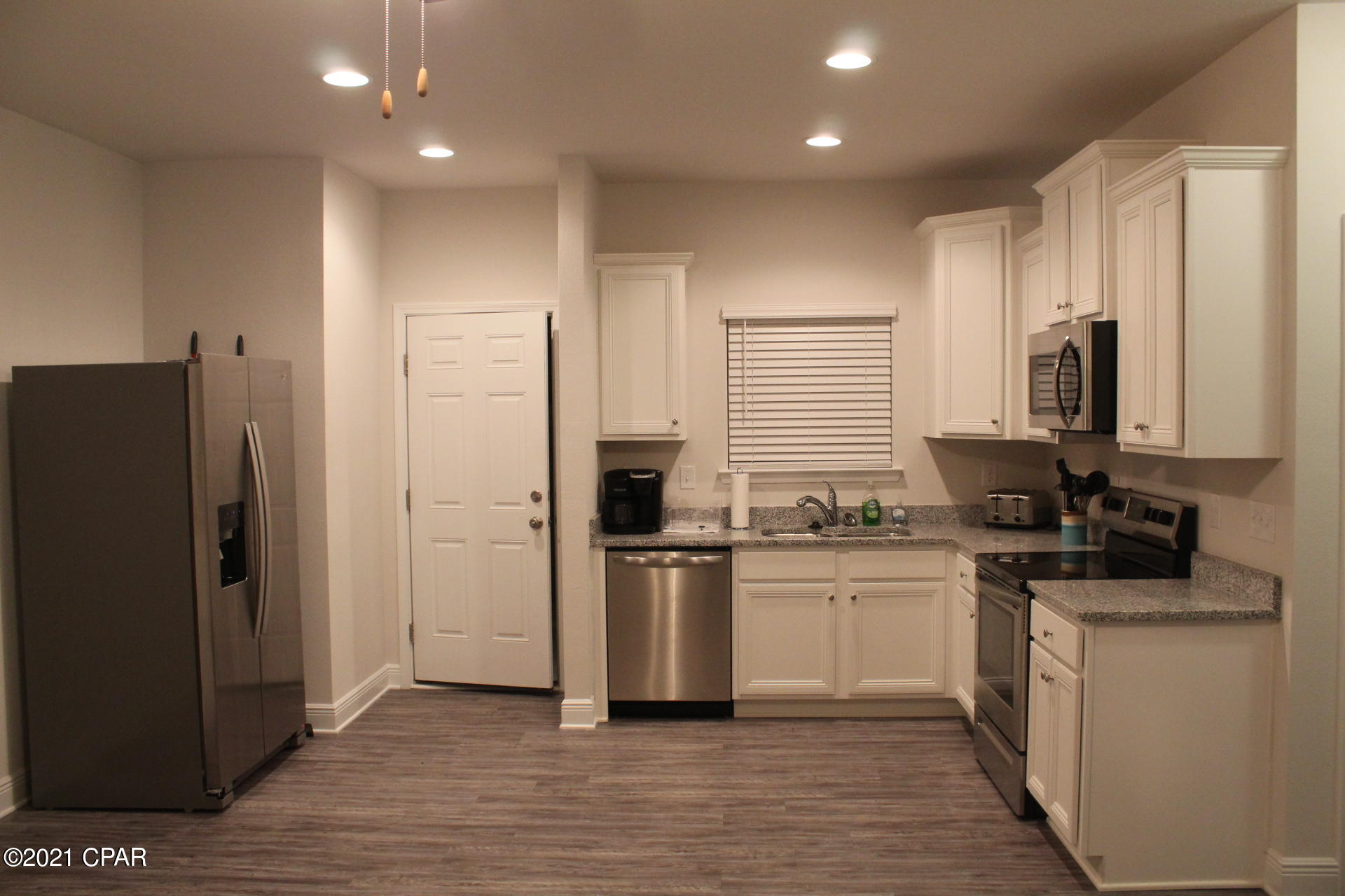 [No Recorded Subdiv] - Residential Lease