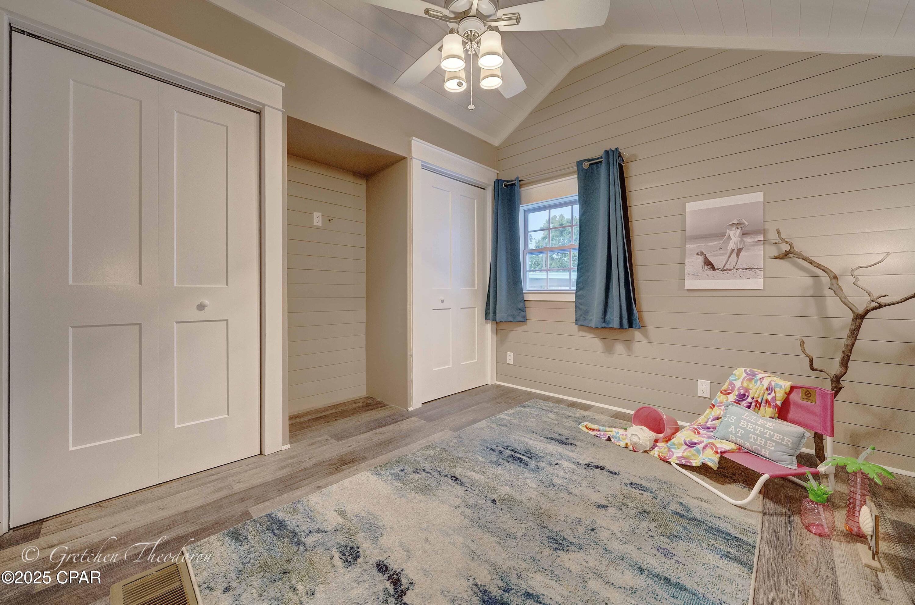 Emerald Pointe Resort - Residential