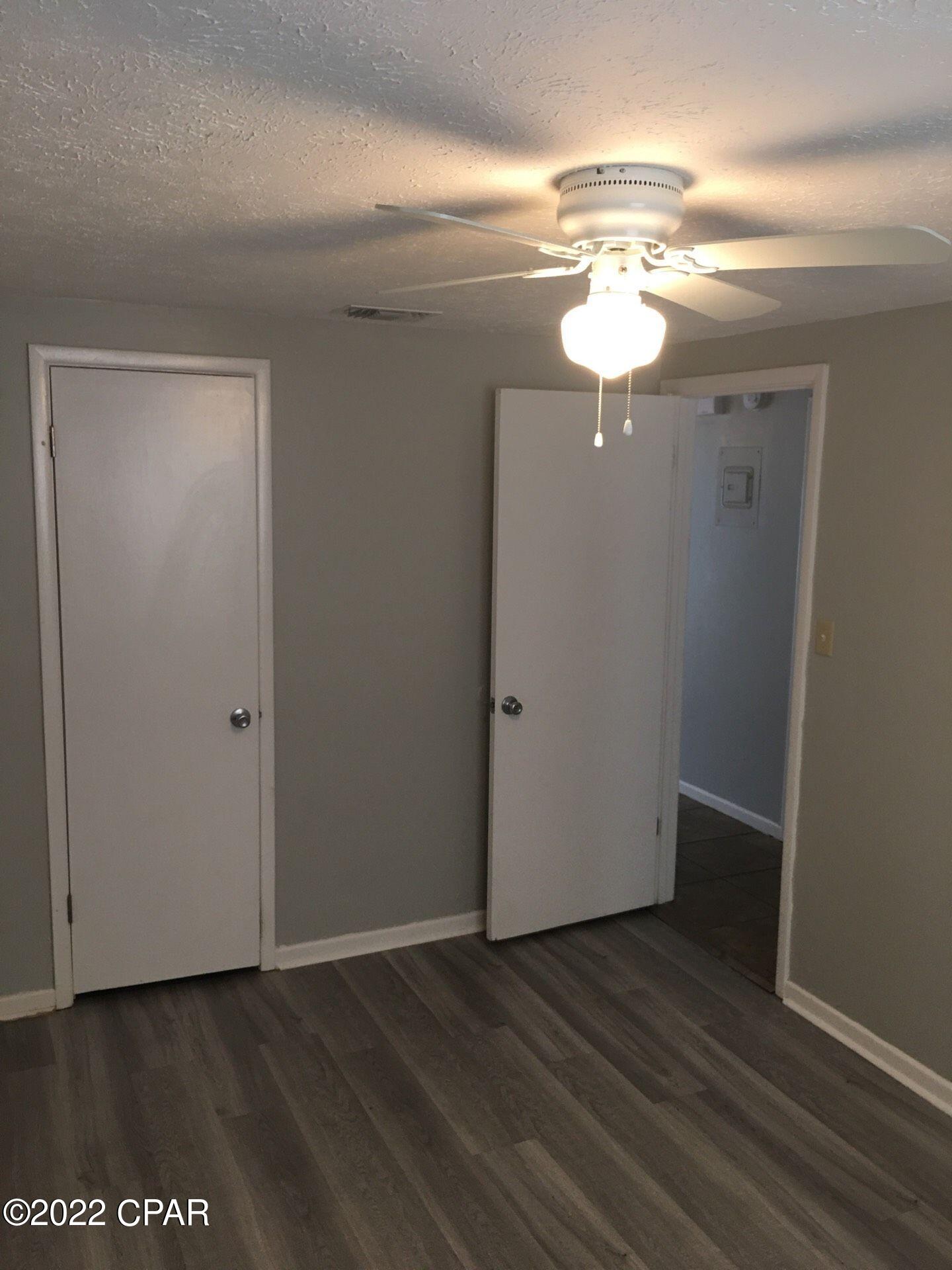 [No Recorded Subdiv] - Residential Lease