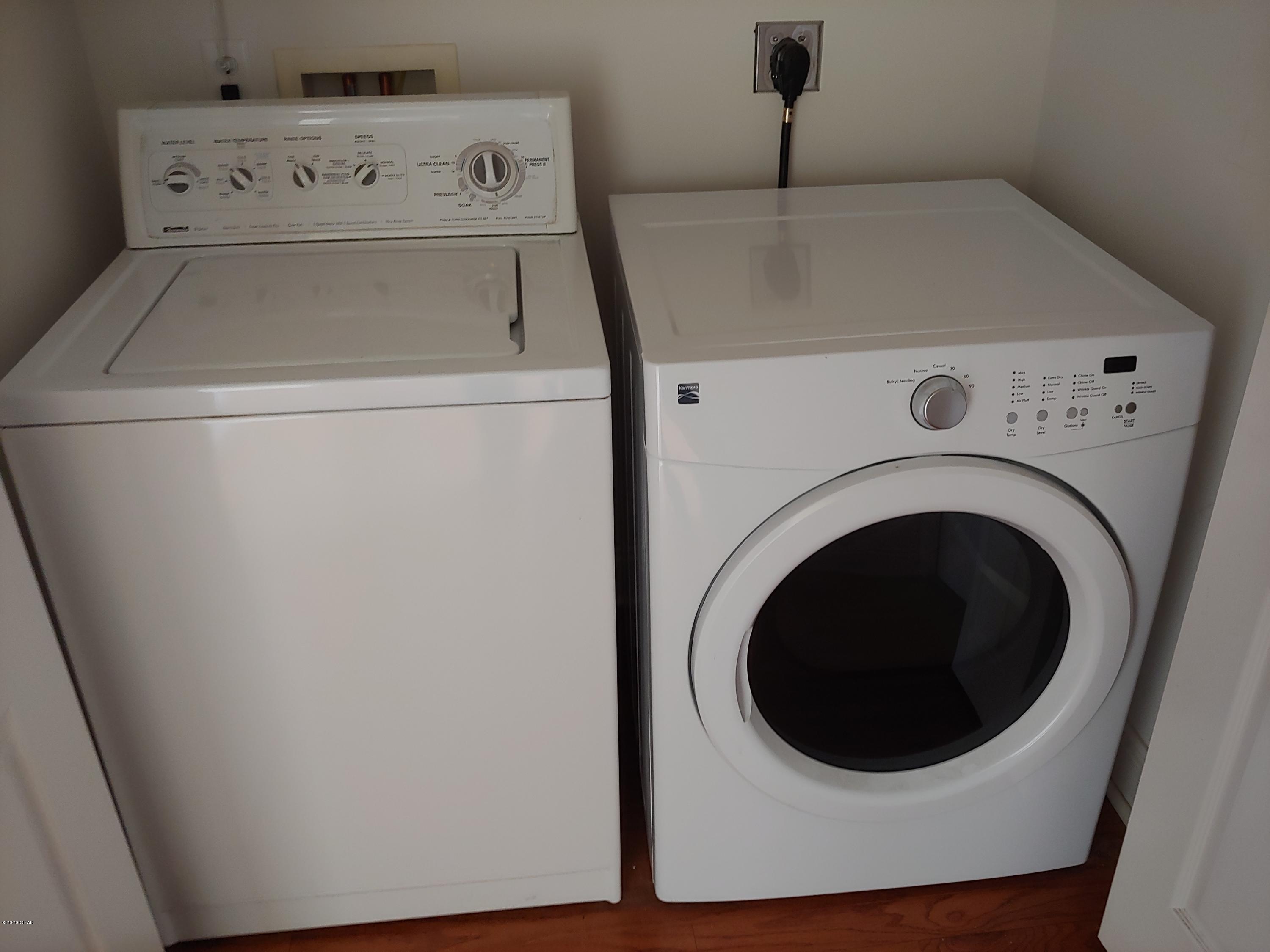 Floridian Place - Residential Lease