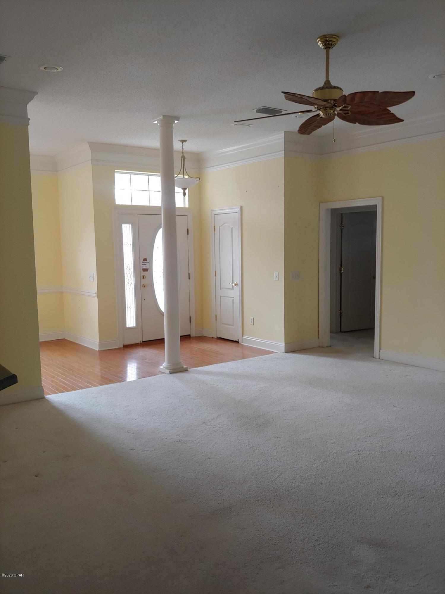 Floridian Place - Residential Lease