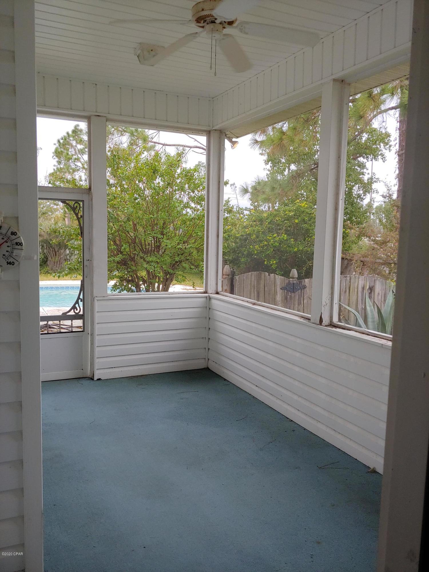 Floridian Place - Residential Lease