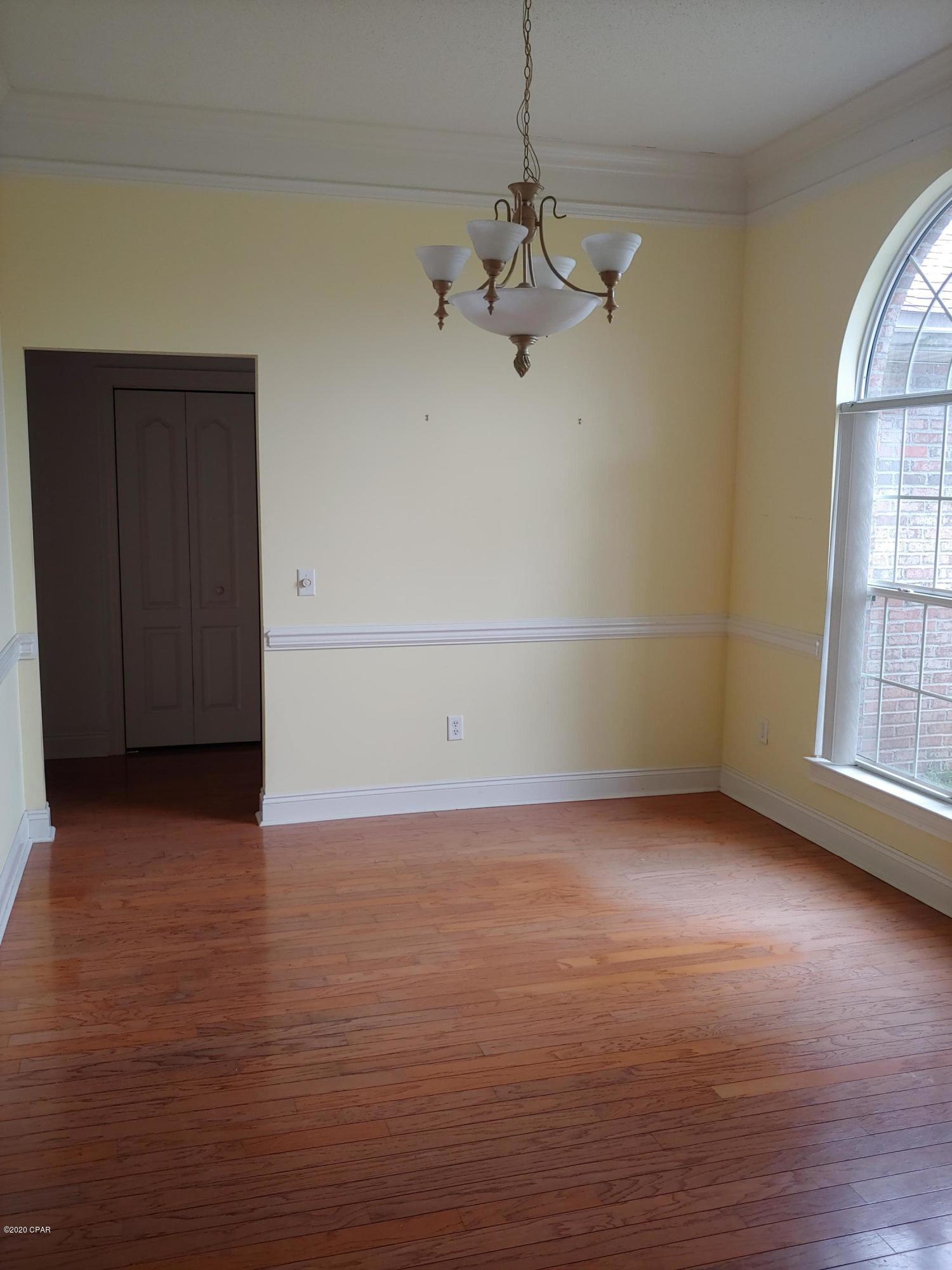 Floridian Place - Residential Lease