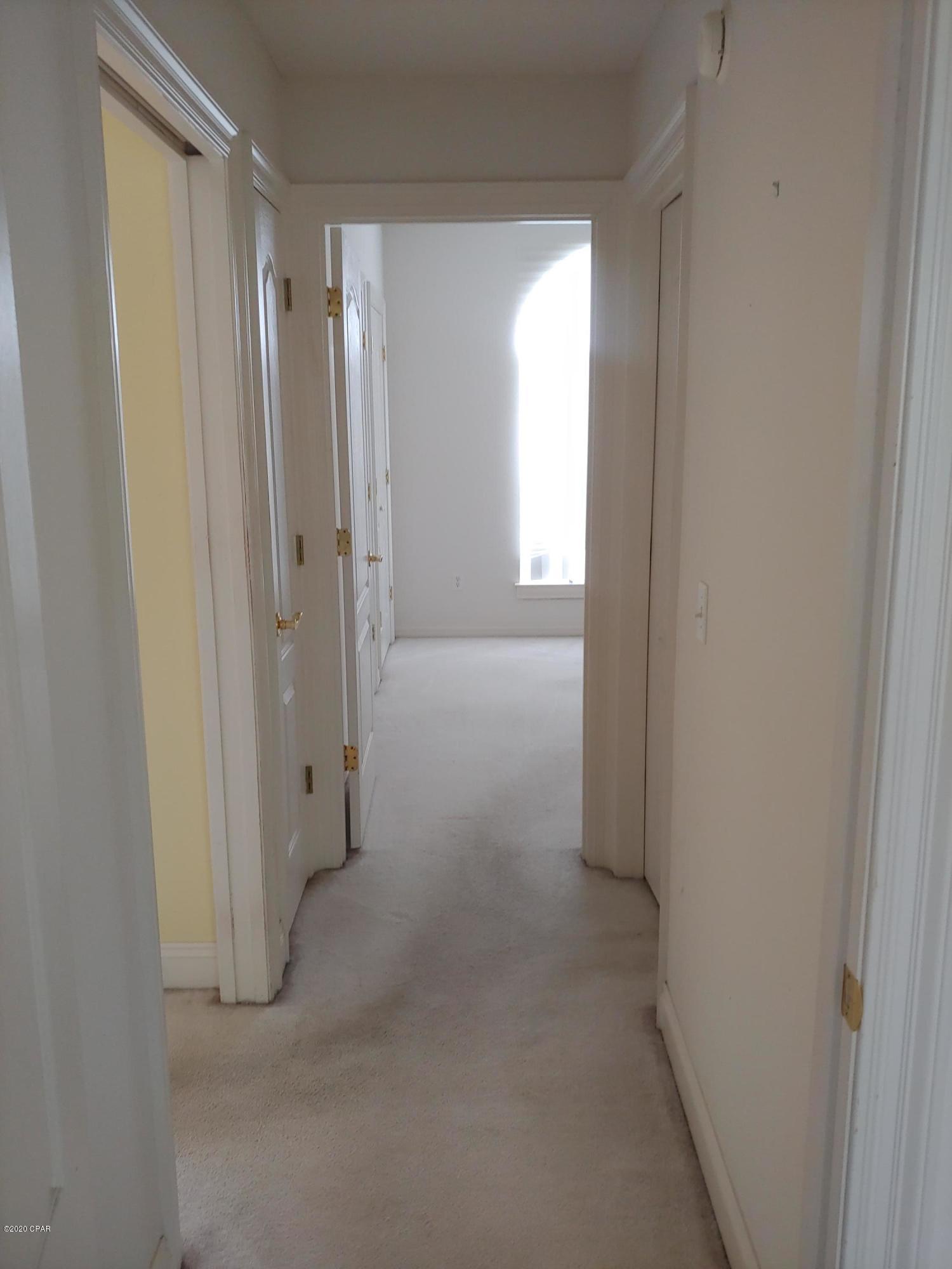 Floridian Place - Residential Lease