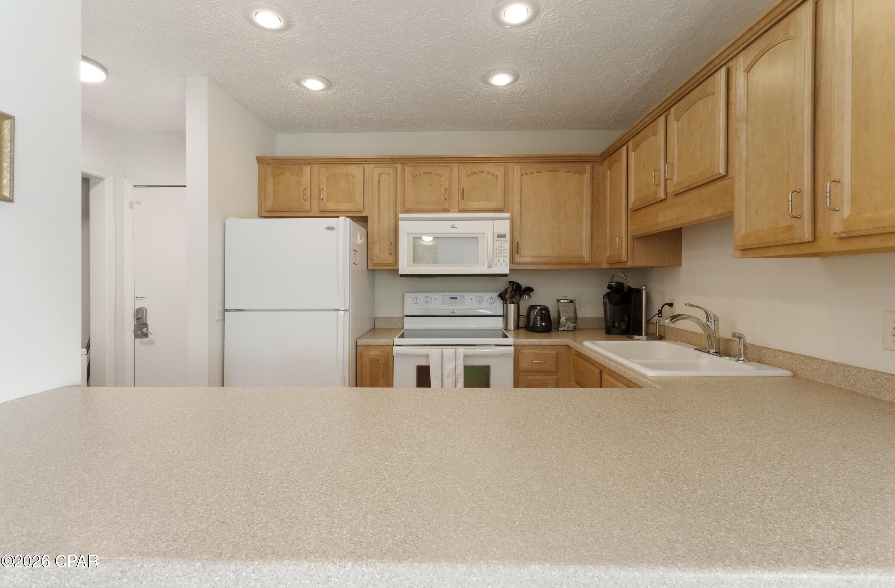 Bay Point Studio Villas Unit 2 - Residential