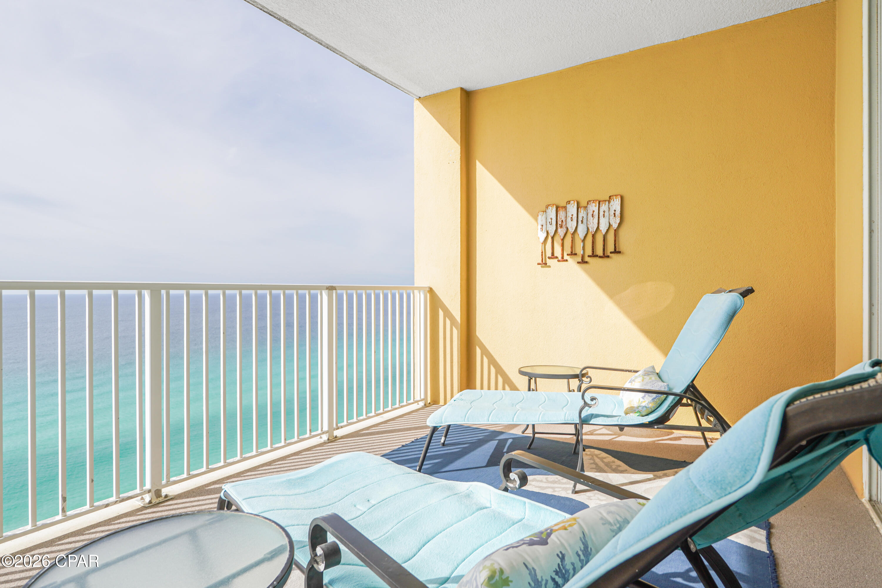 Tropic Winds - Residential