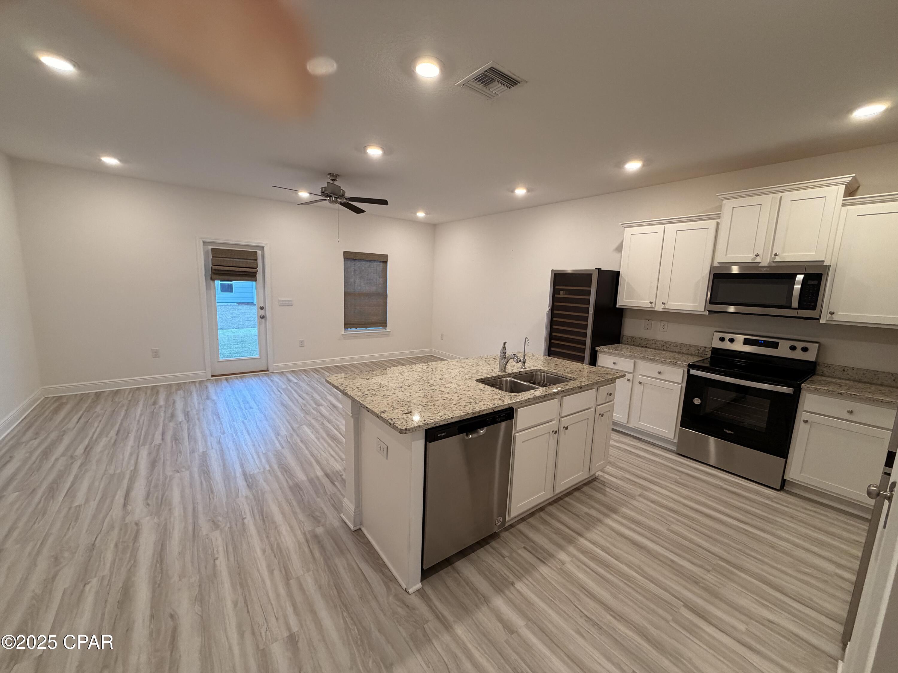 [No Recorded Subdiv] - Residential Lease