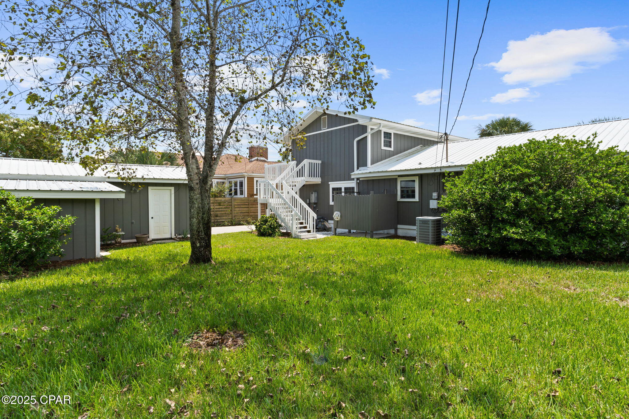 Santa Monica Beach - Residential