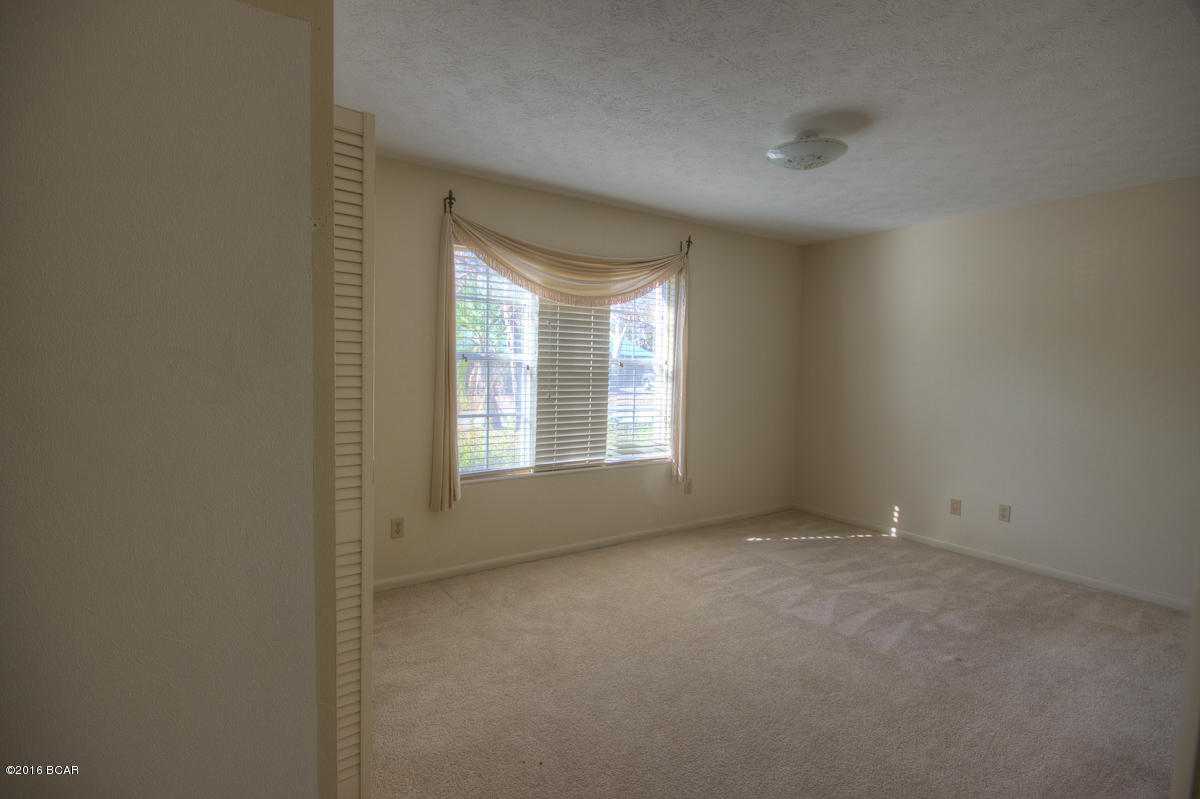 Venetian Villa 1st Add Replat - Residential