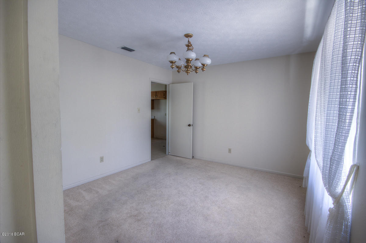 Venetian Villa 1st Add Replat - Residential