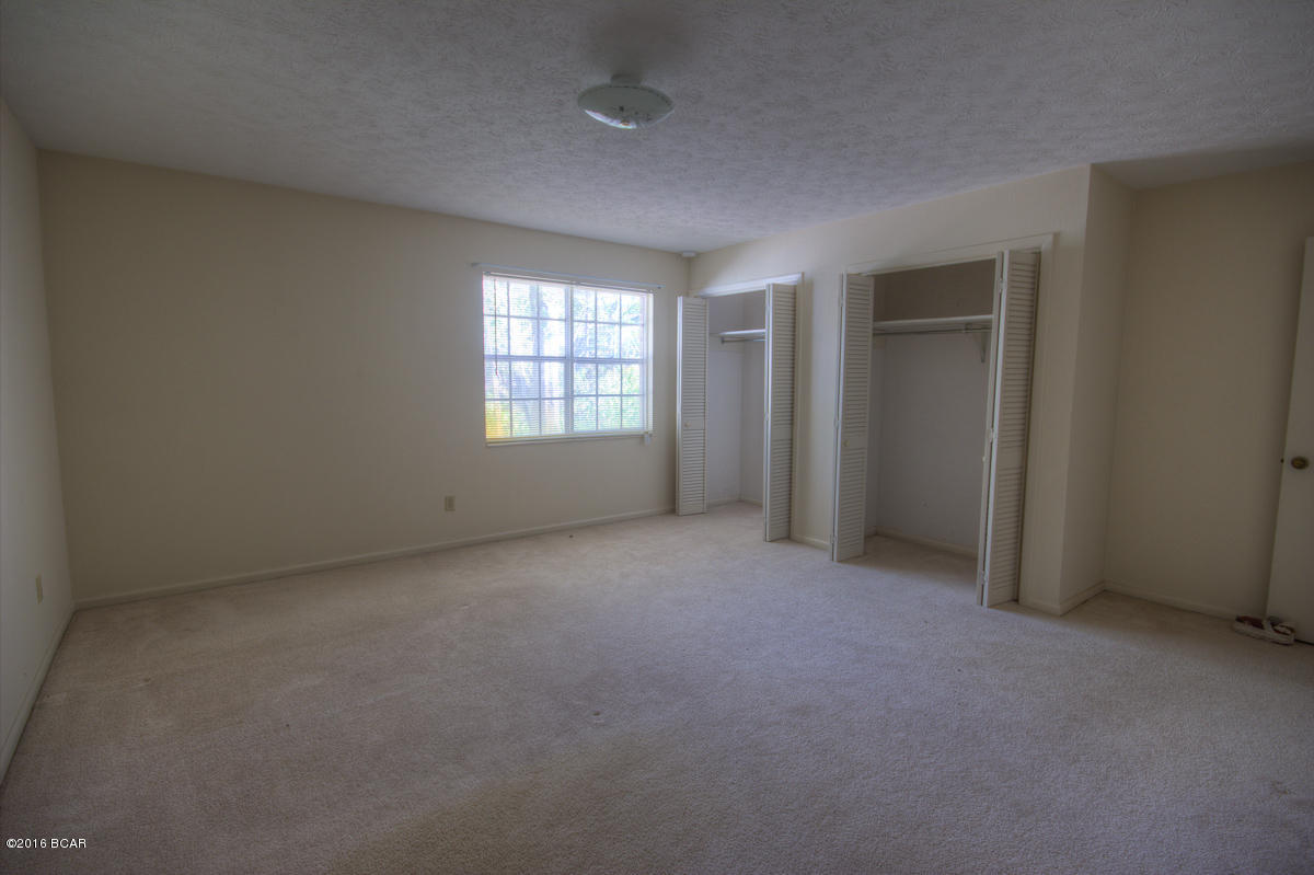 Venetian Villa 1st Add Replat - Residential