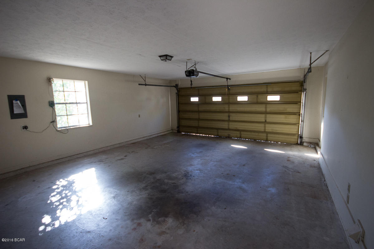 Venetian Villa 1st Add Replat - Residential