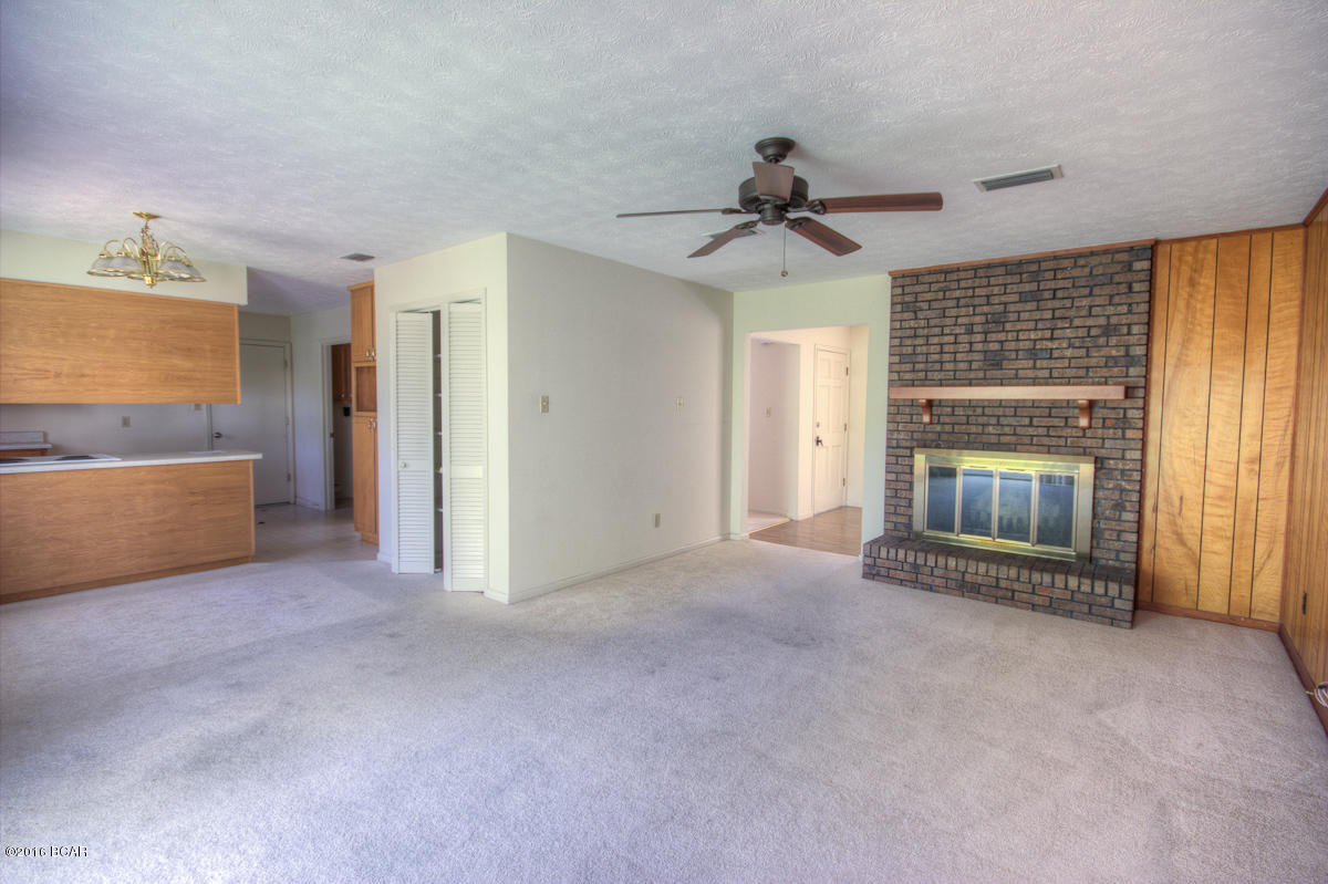 Venetian Villa 1st Add Replat - Residential