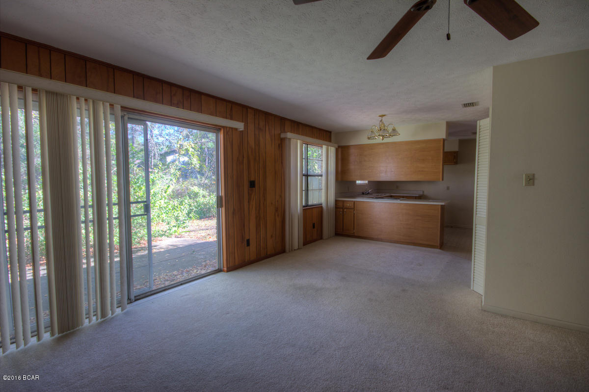 Venetian Villa 1st Add Replat - Residential