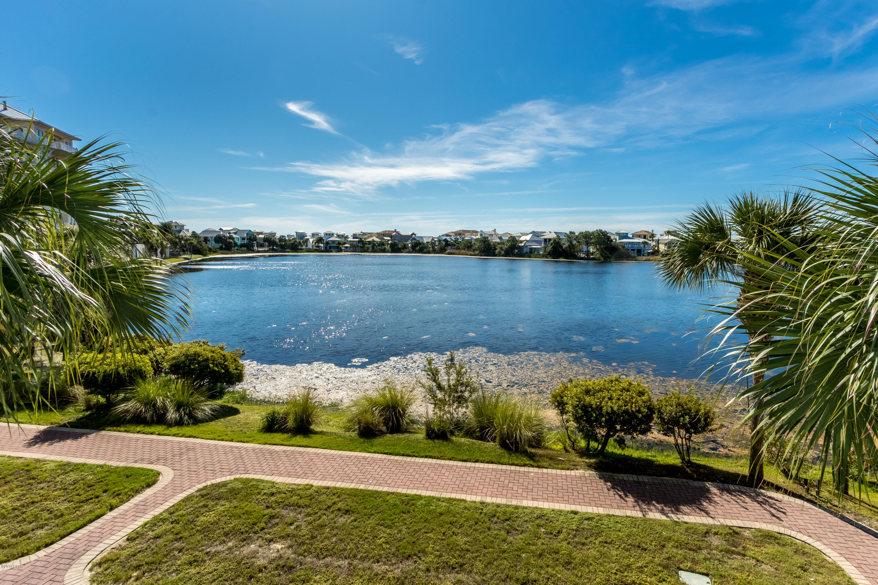 Carillon Beach Inn - Residential