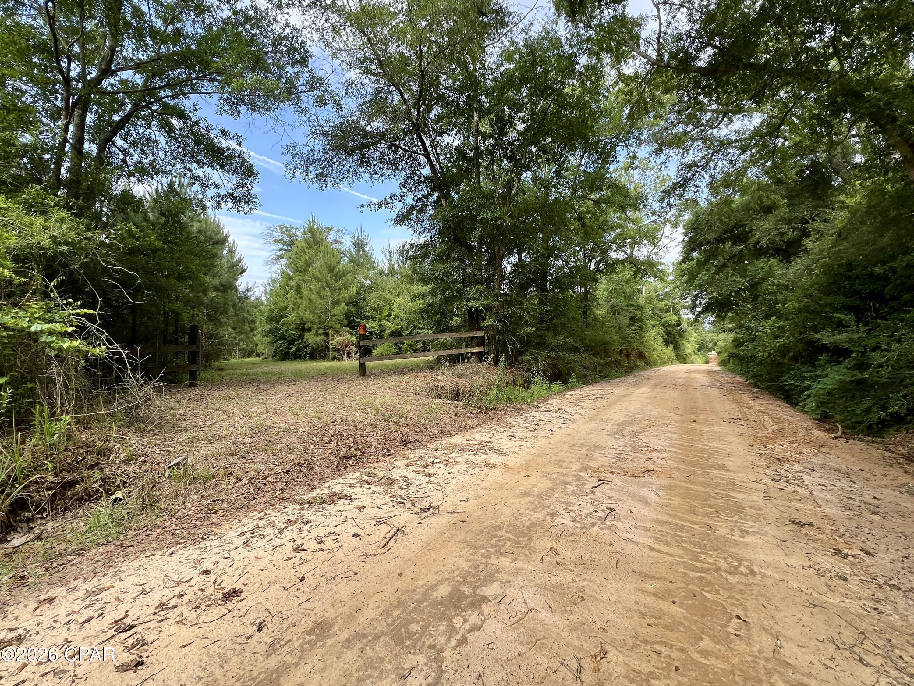 [No Recorded Subdiv] - Land