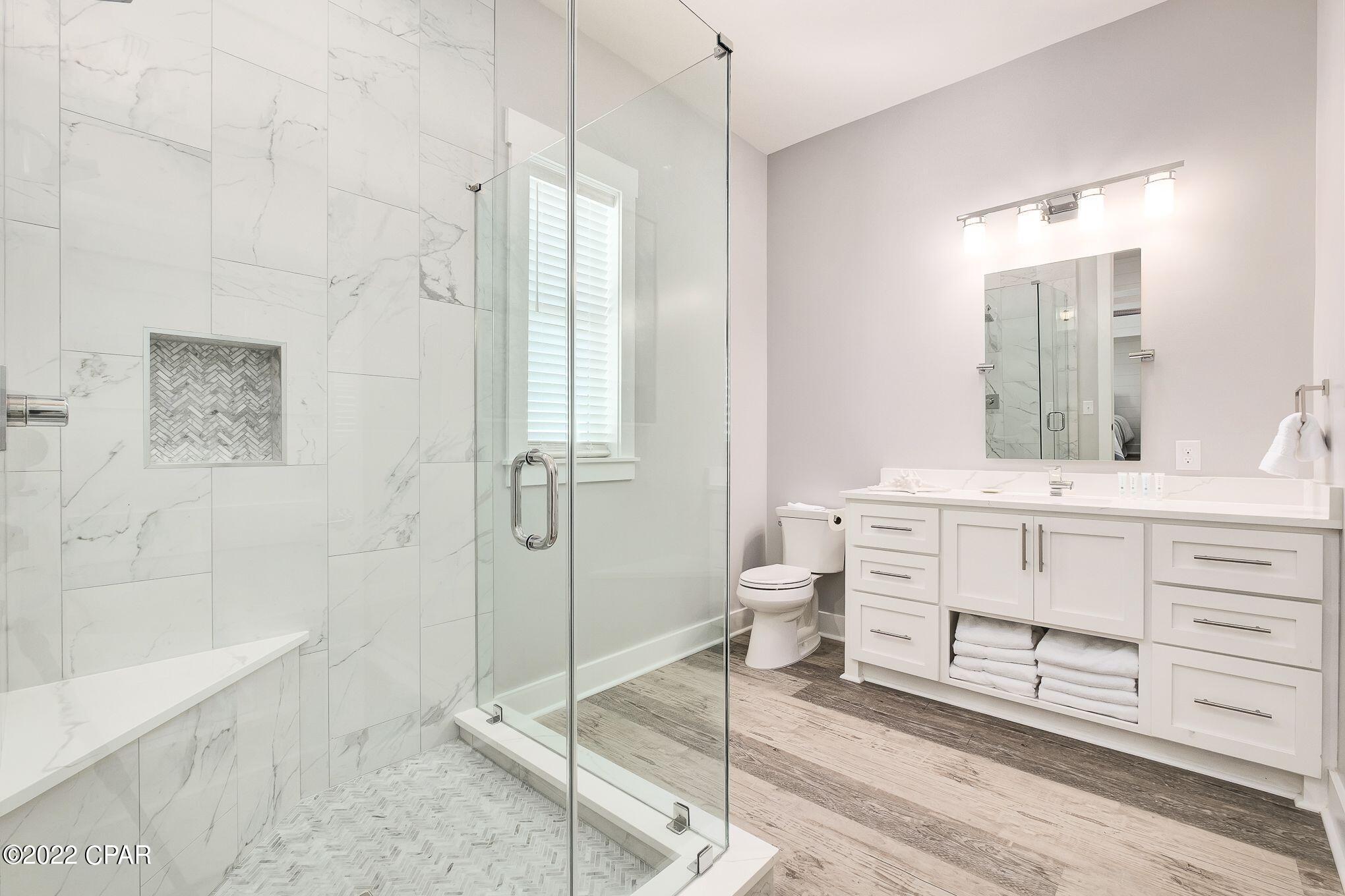 Lullwater Beach - Residential