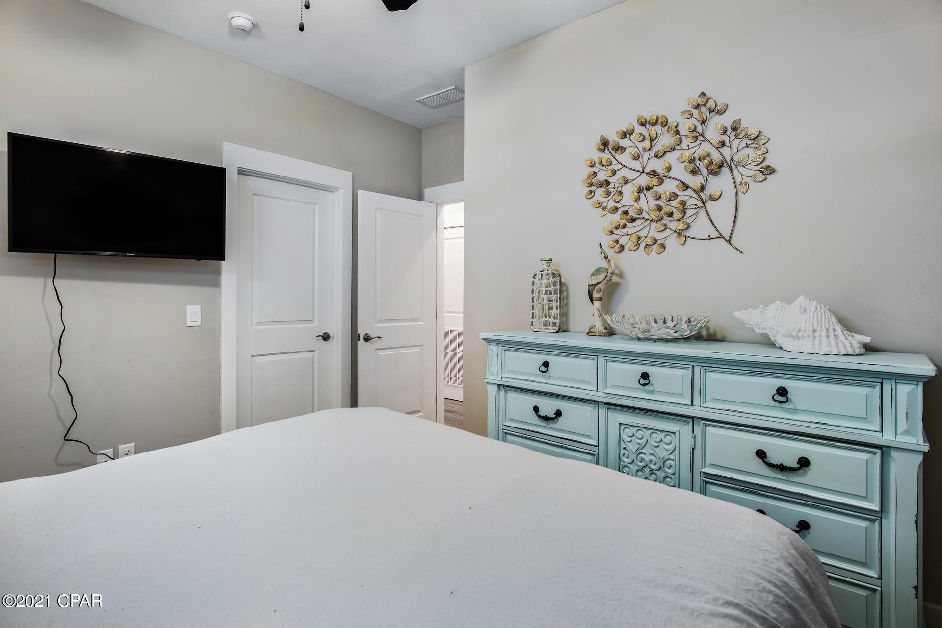 Shorewalk - Residential