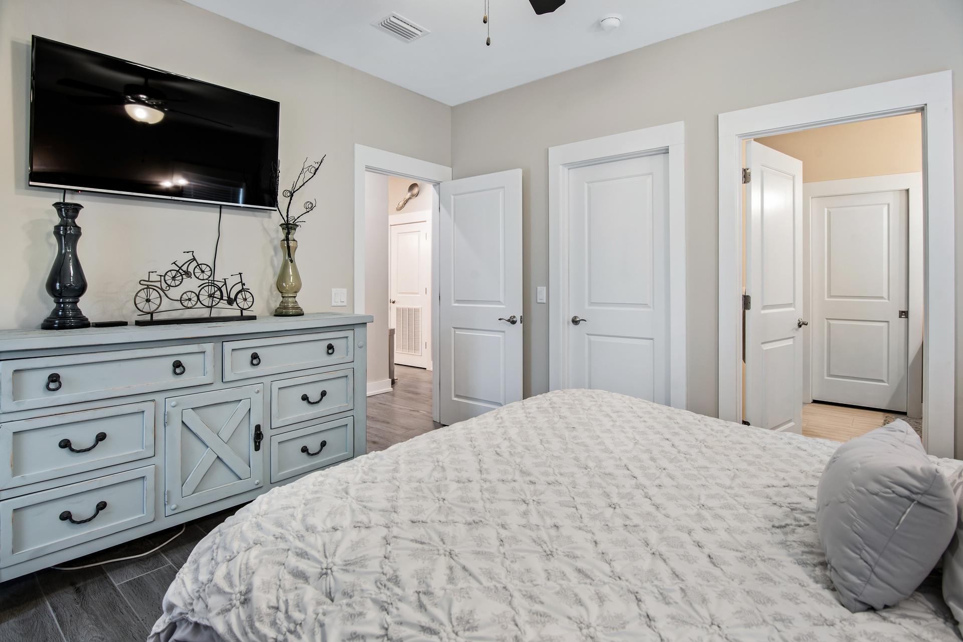 Shorewalk - Residential