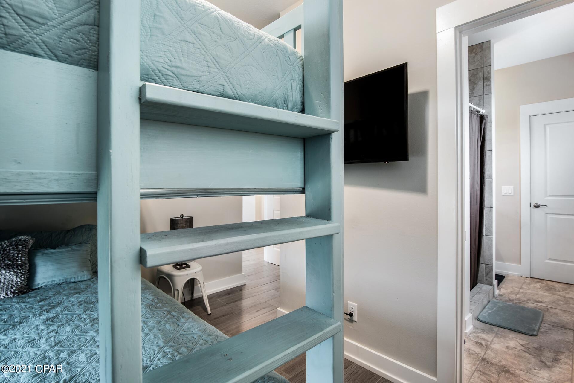 Shorewalk - Residential