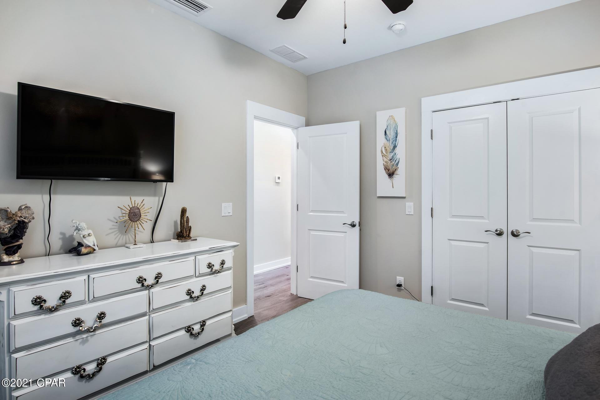 Shorewalk - Residential