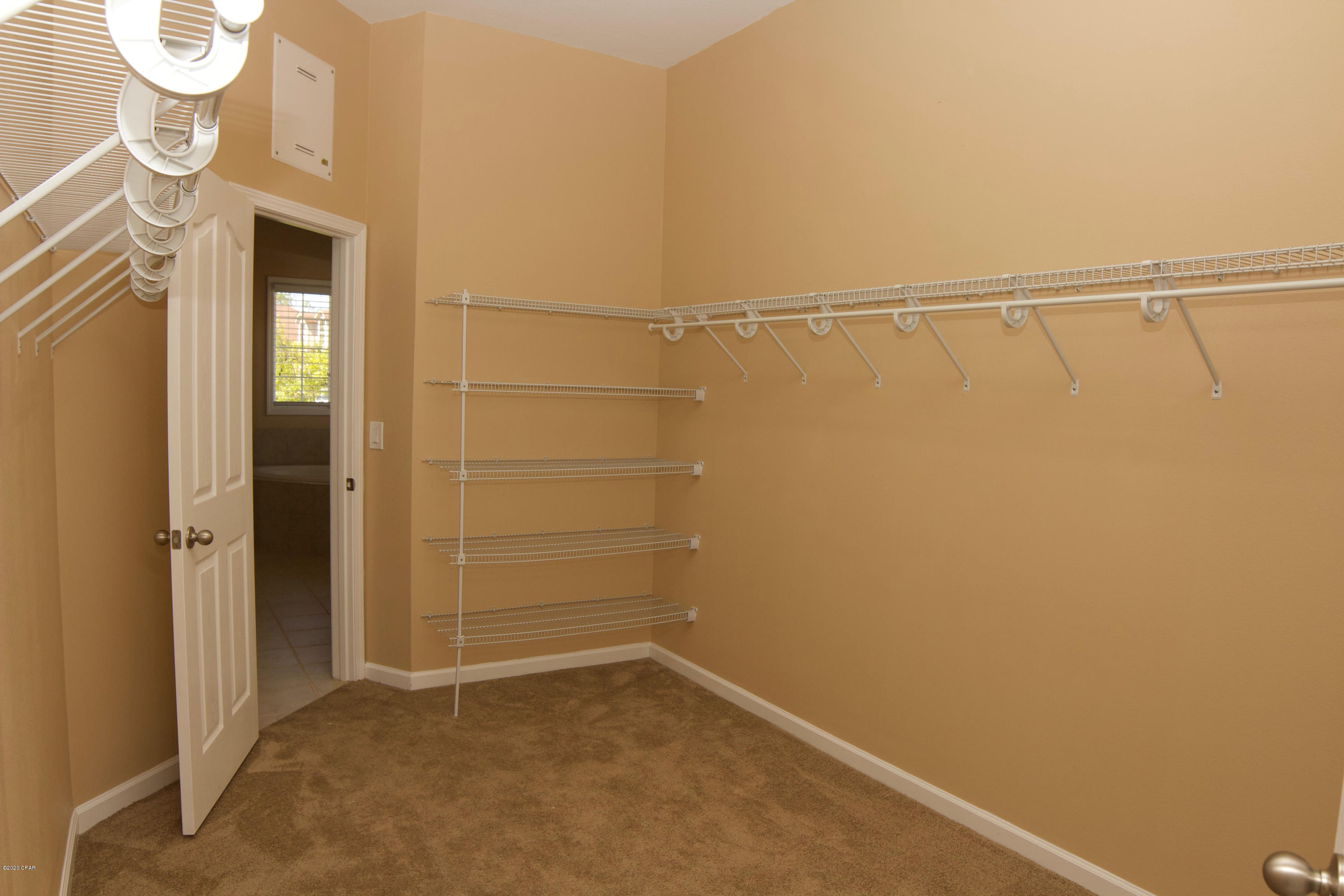 Hawks Landing - Residential