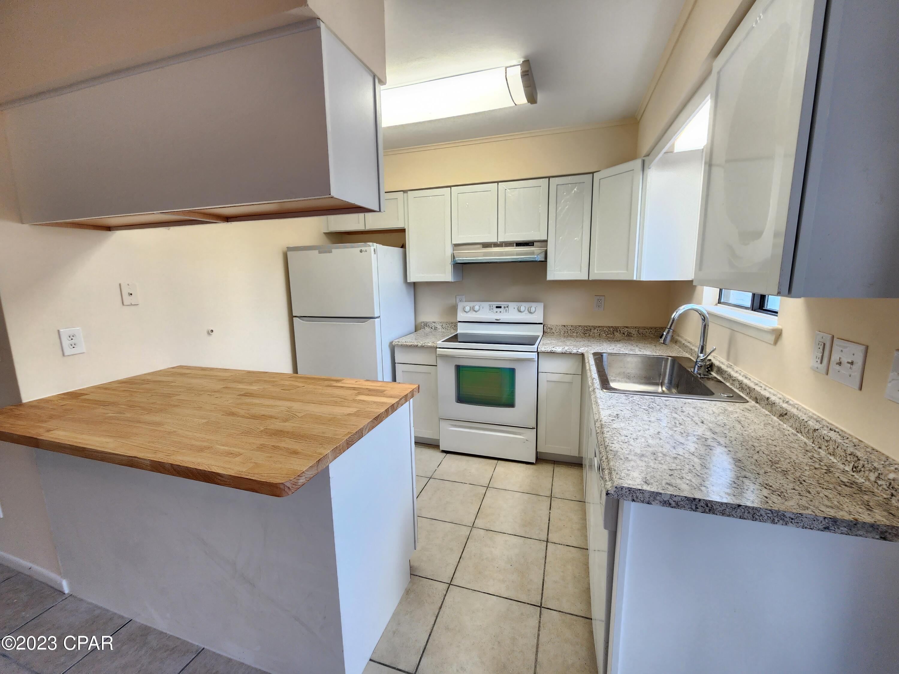 Venetian Villa 3rd Add - Residential