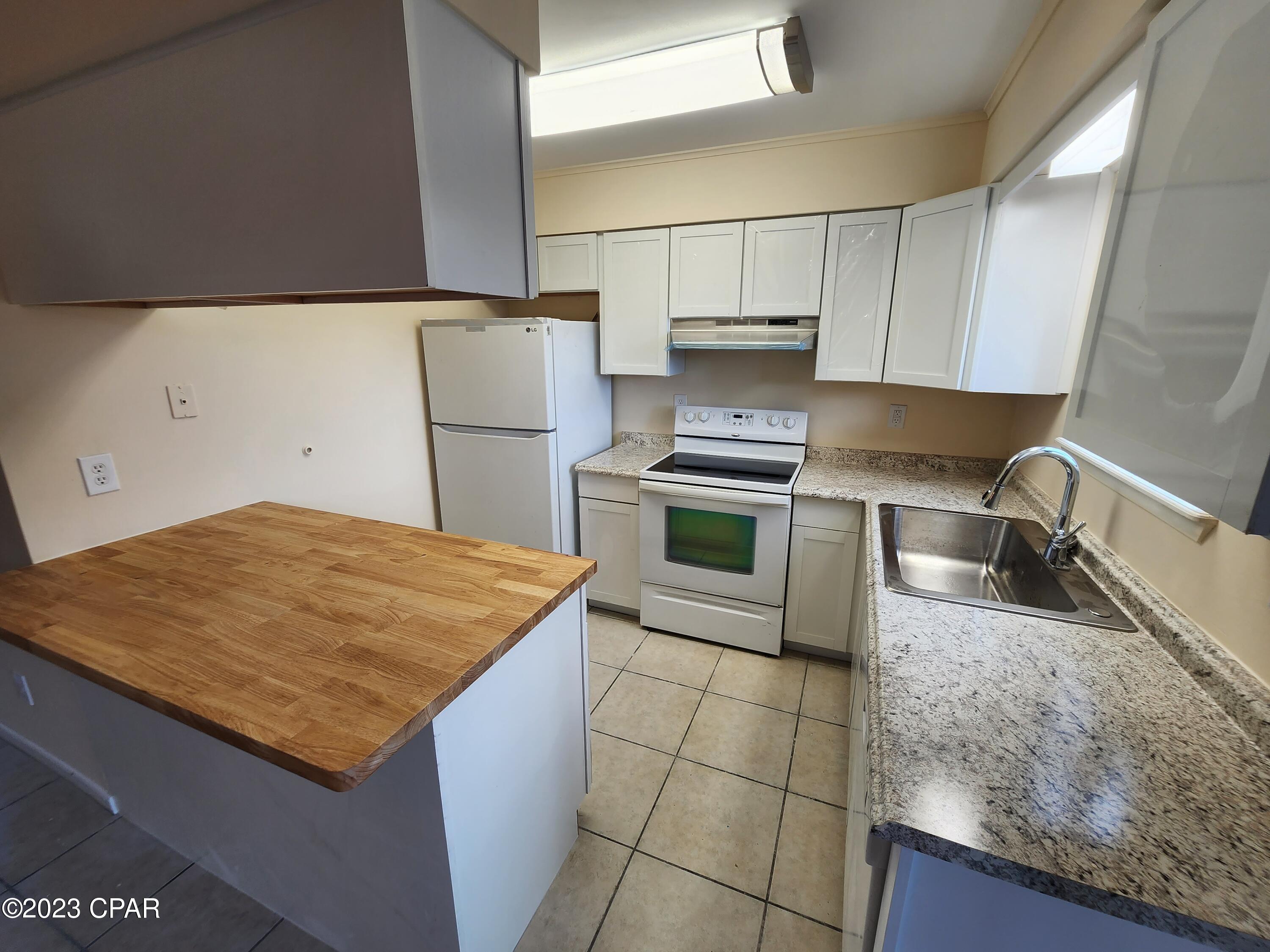 Venetian Villa 3rd Add - Residential