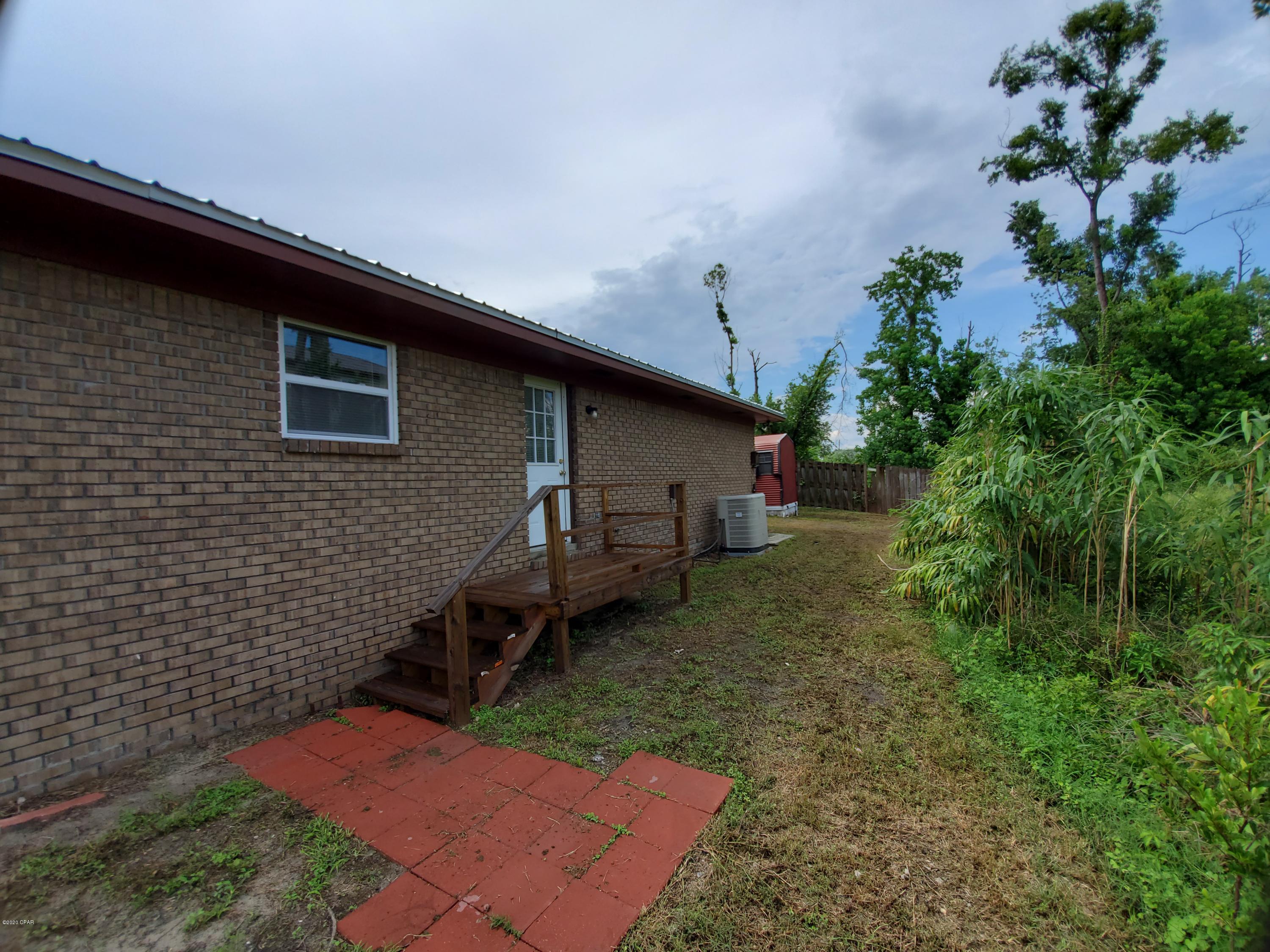 [No Recorded Subdiv] - Residential Lease