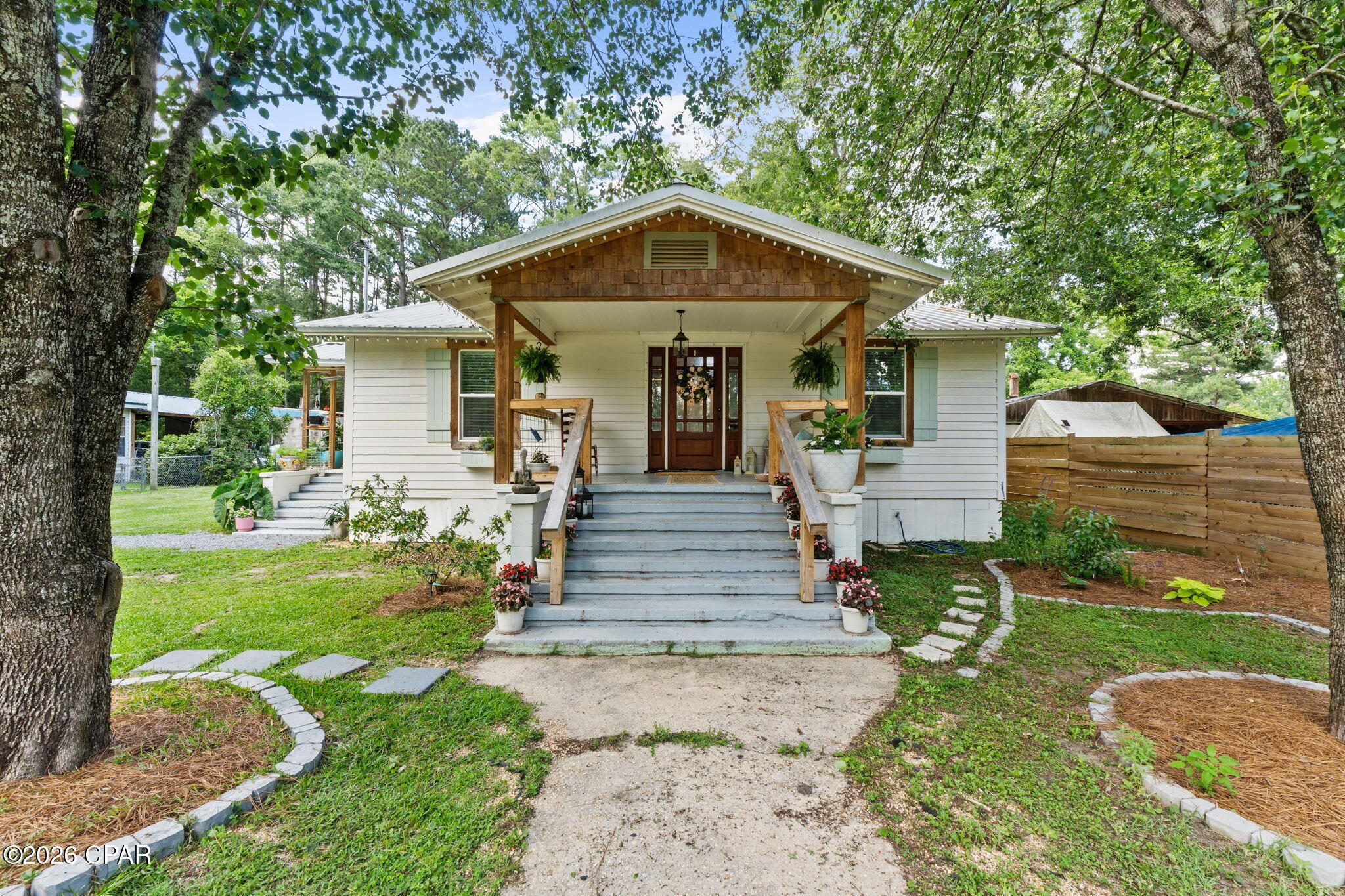 [No Recorded Subdiv] - Residential