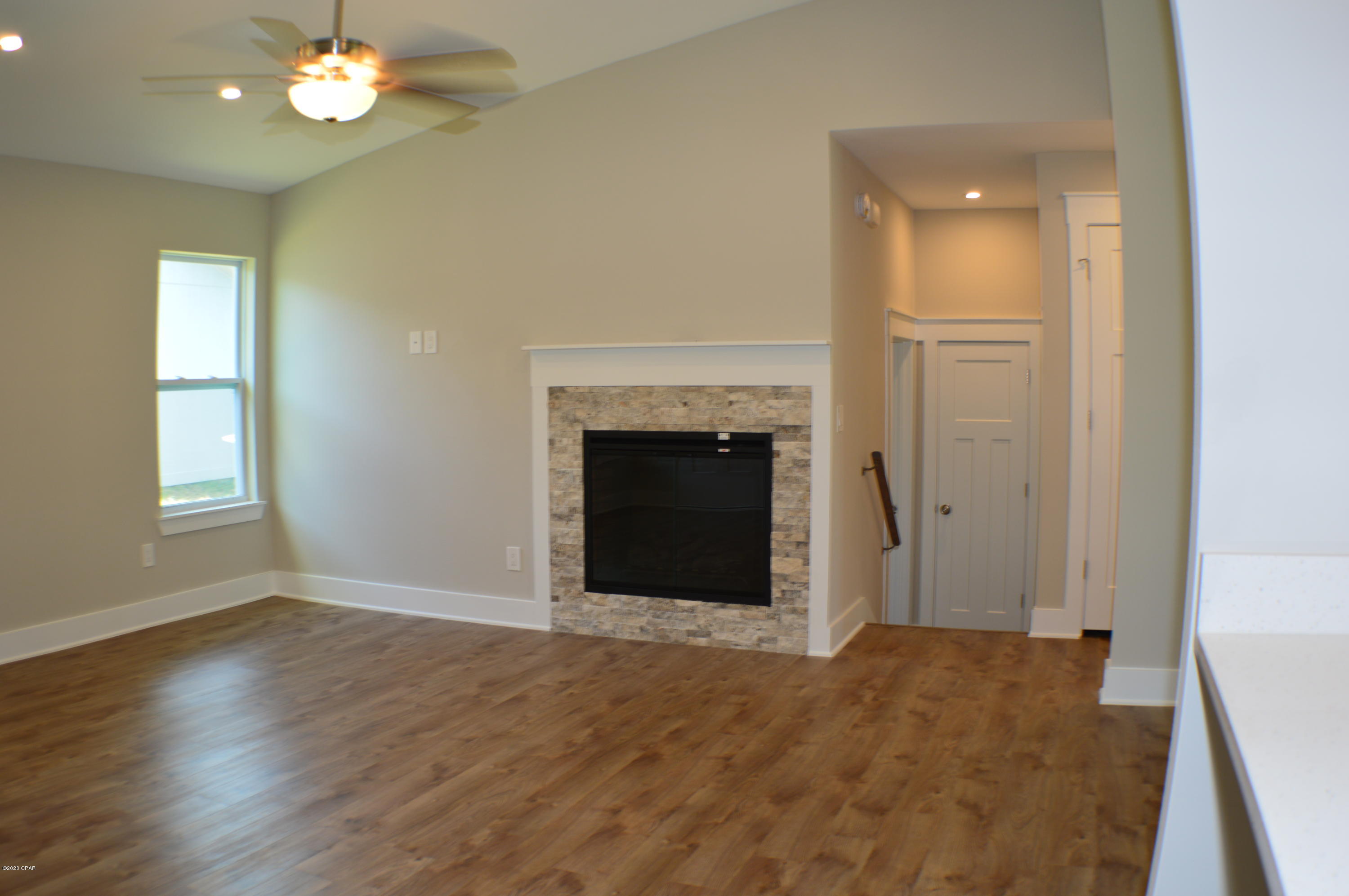 Fmw's Del Add To Lynn Haven - Residential