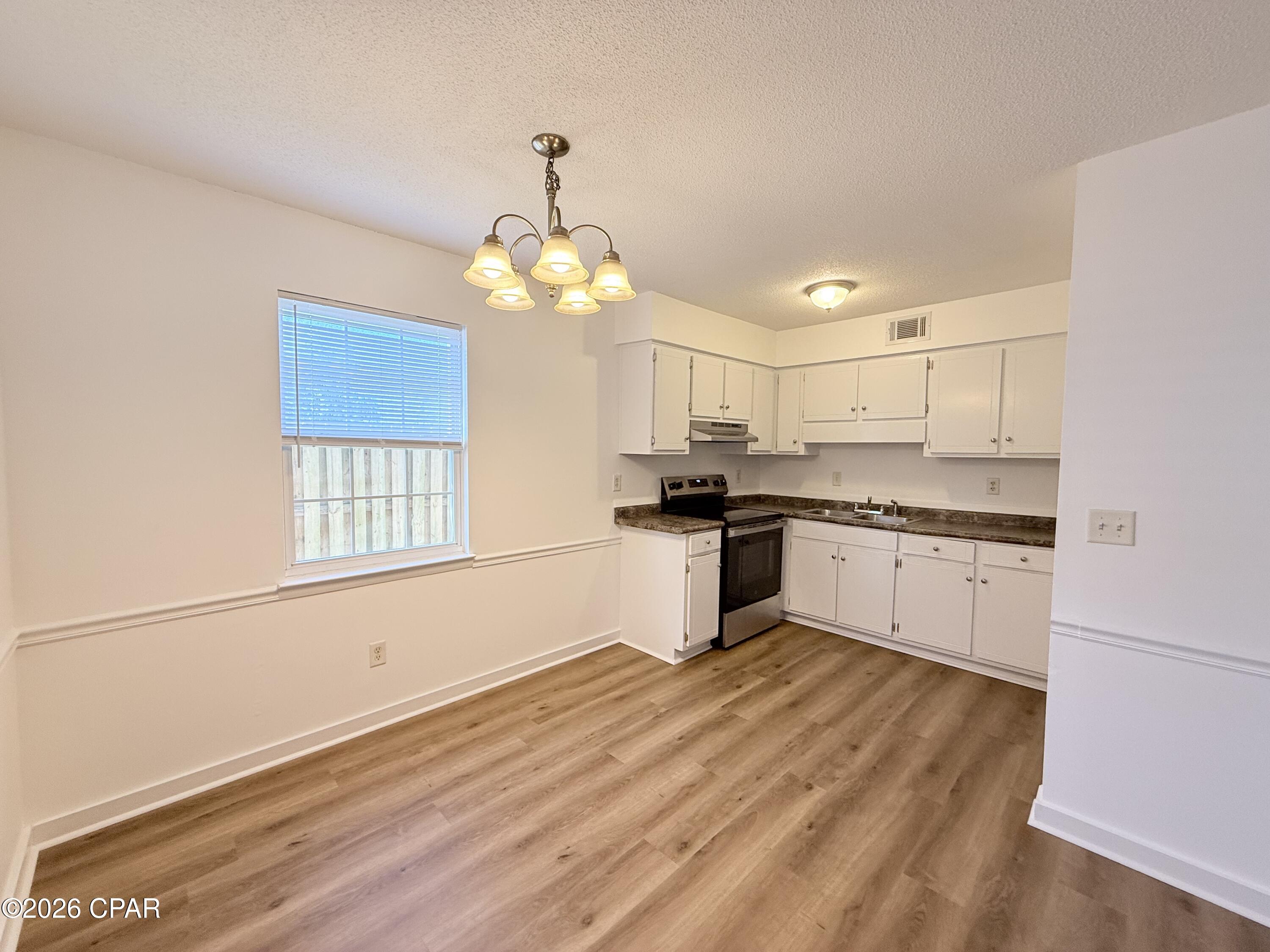 [No Recorded Subdiv] - Residential Lease