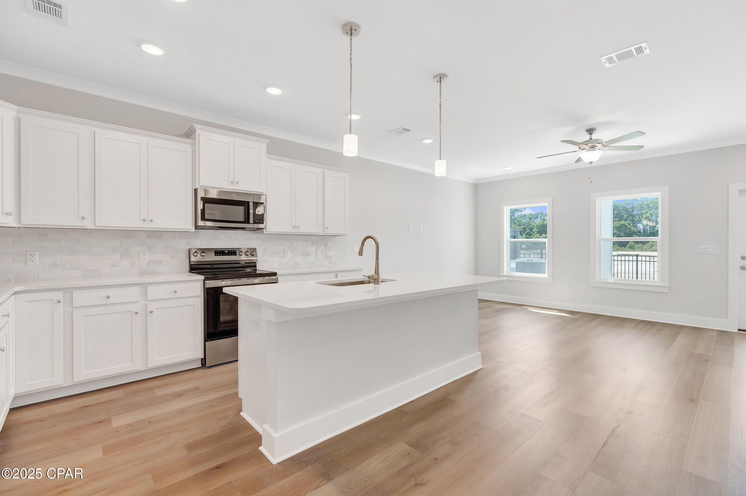 Colonial Landing - Residential