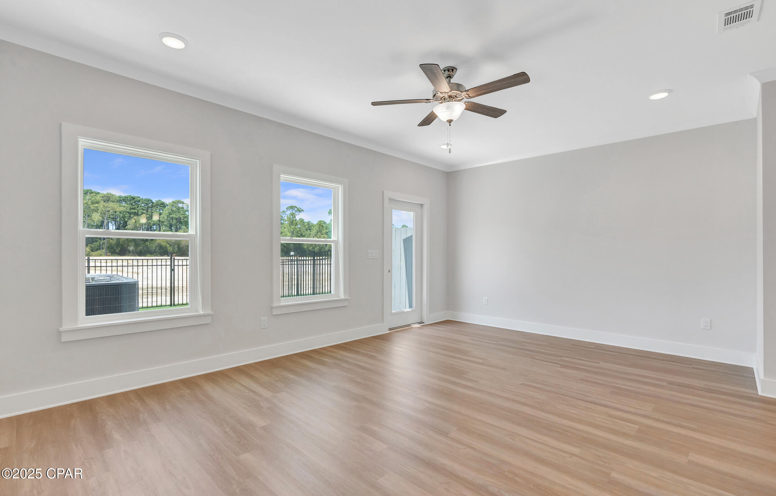 Colonial Landing - Residential