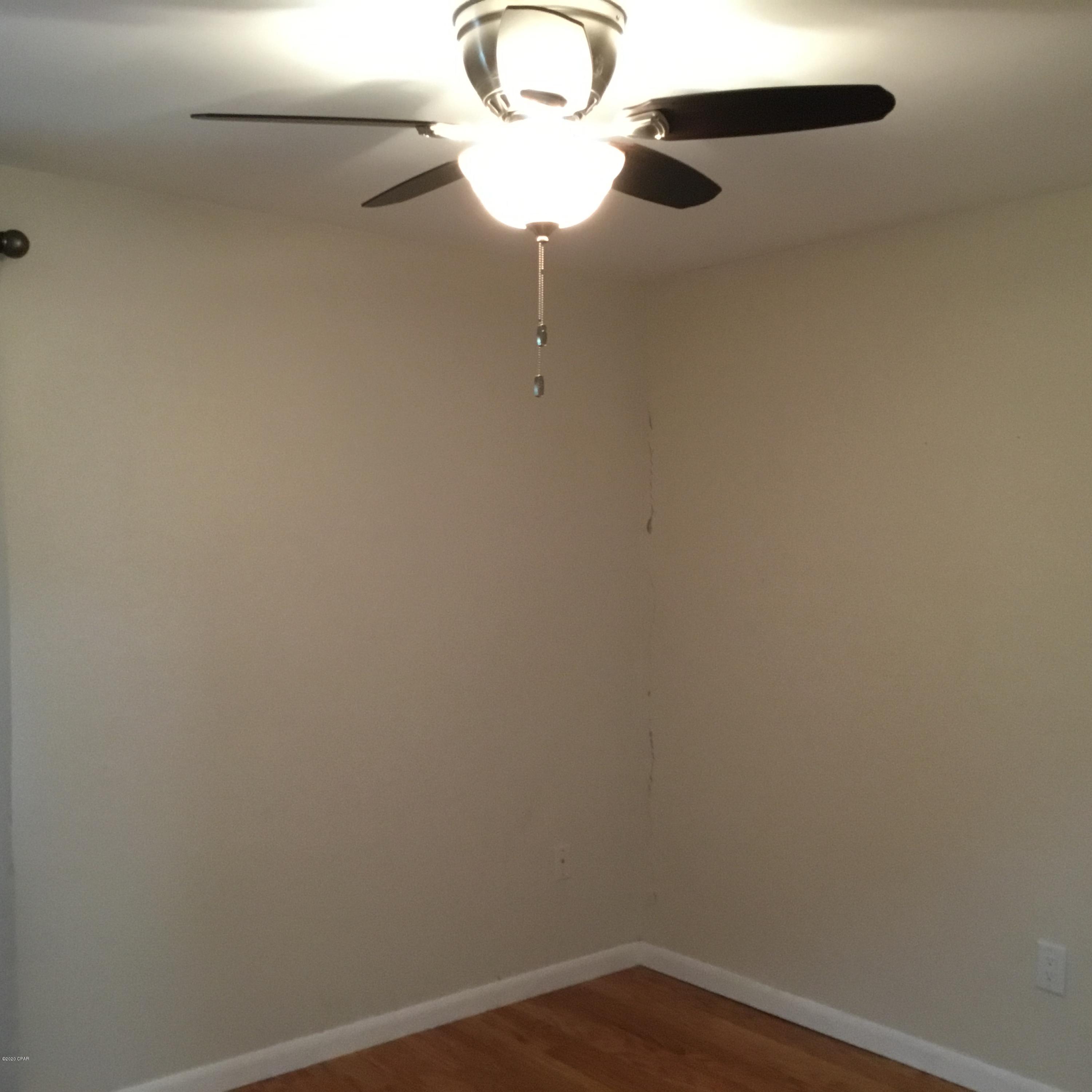 Delwood Estates Ph 1 - Residential Lease