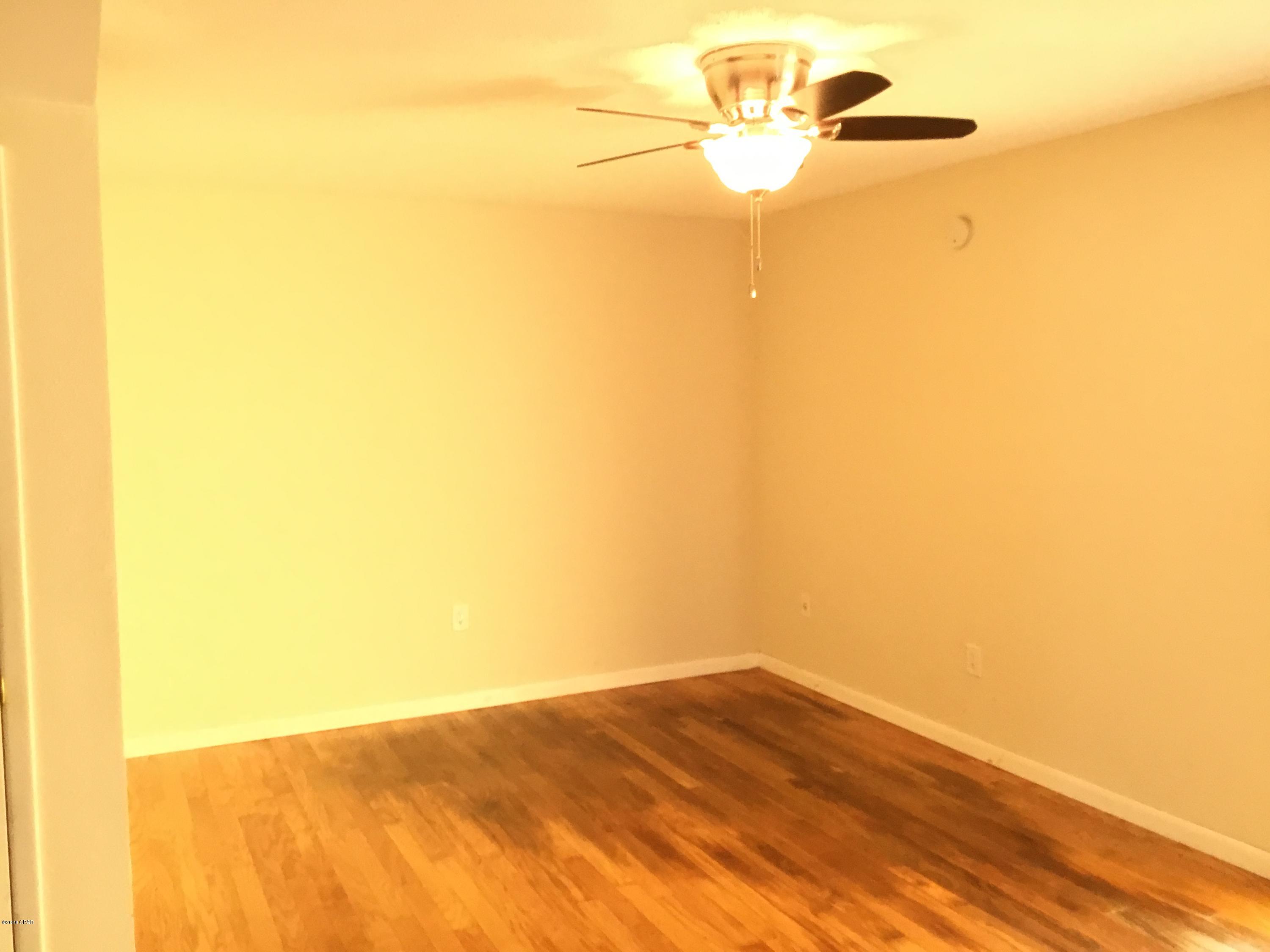 Delwood Estates Ph 1 - Residential Lease