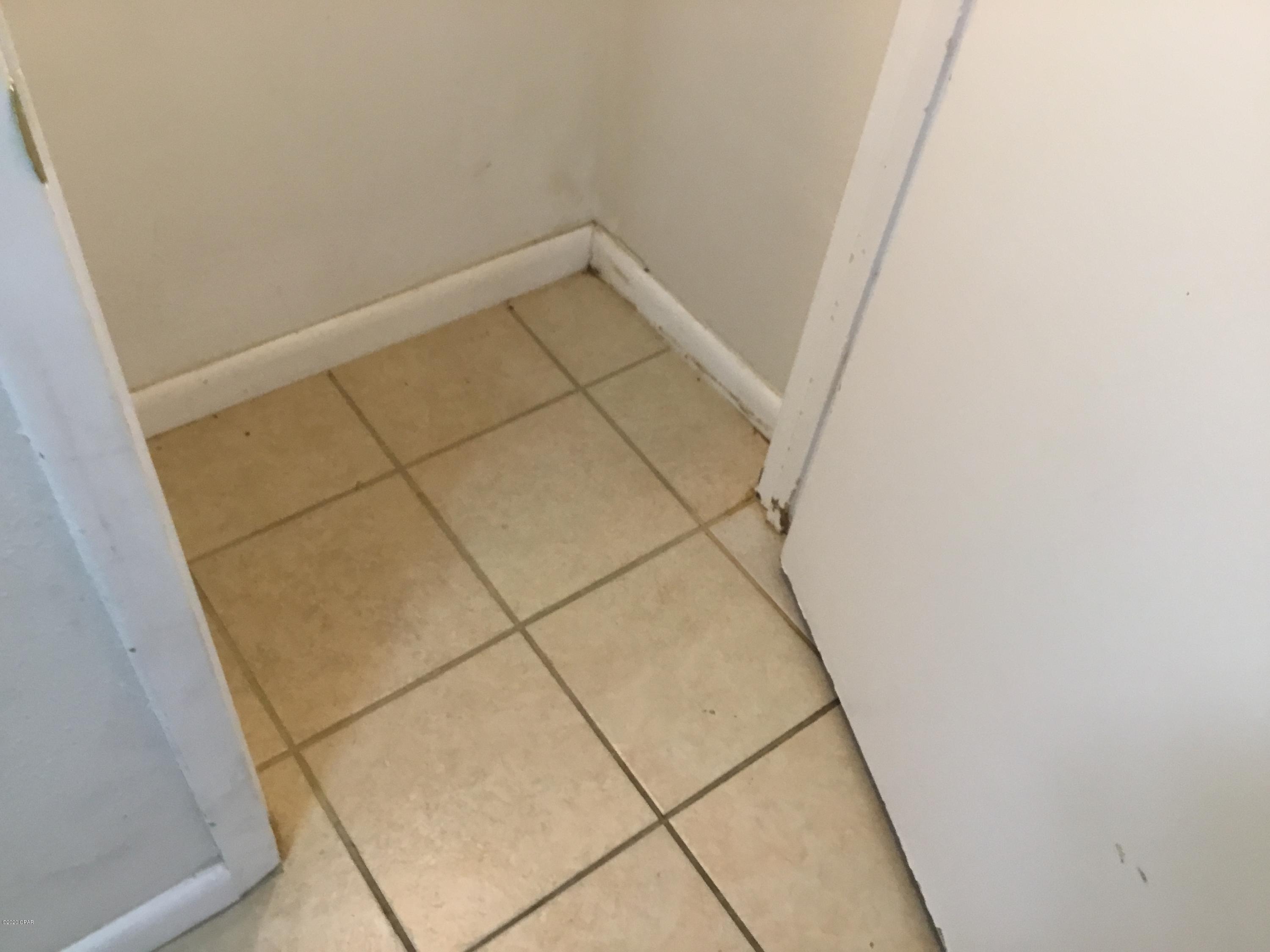 Delwood Estates Ph 1 - Residential Lease