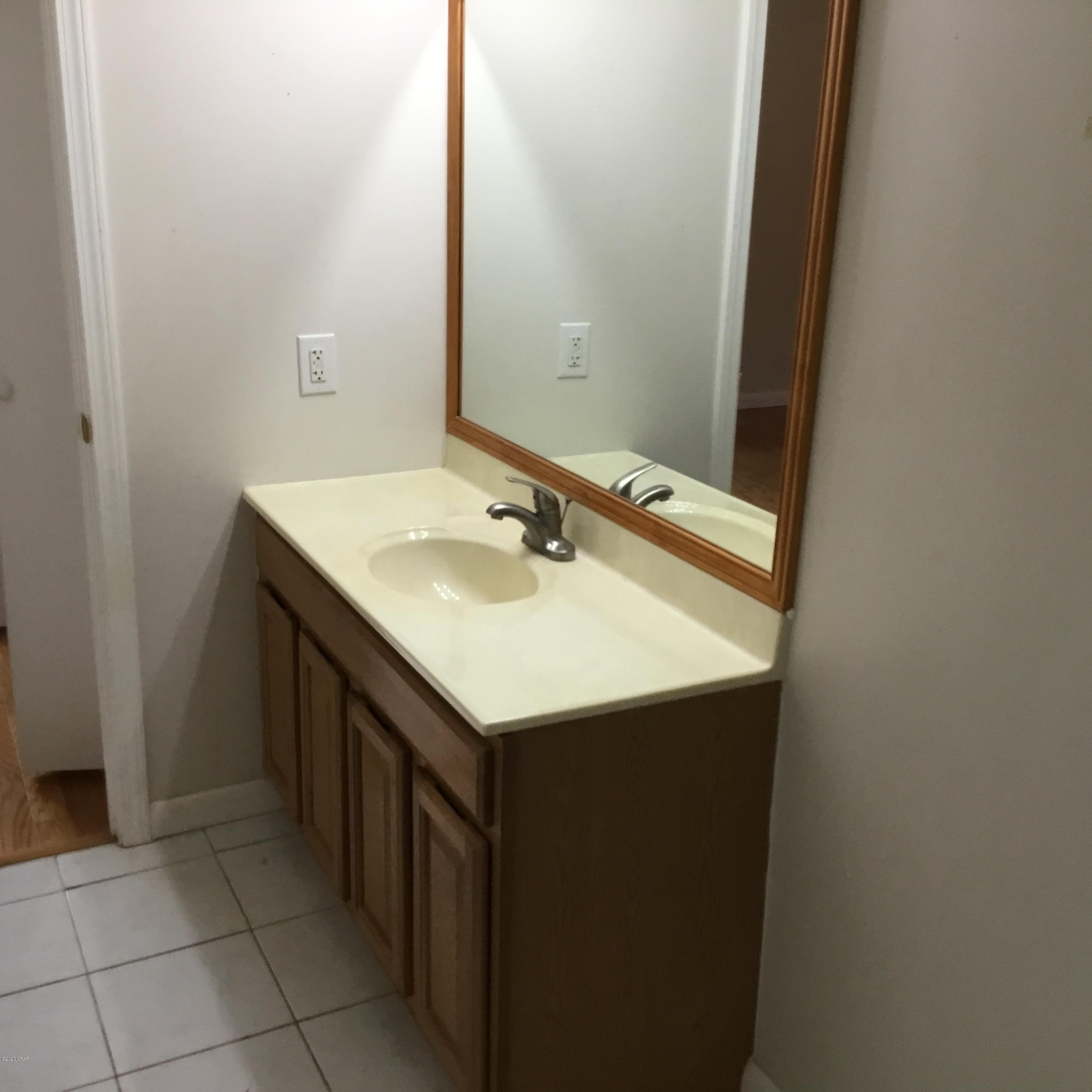 Delwood Estates Ph 1 - Residential Lease