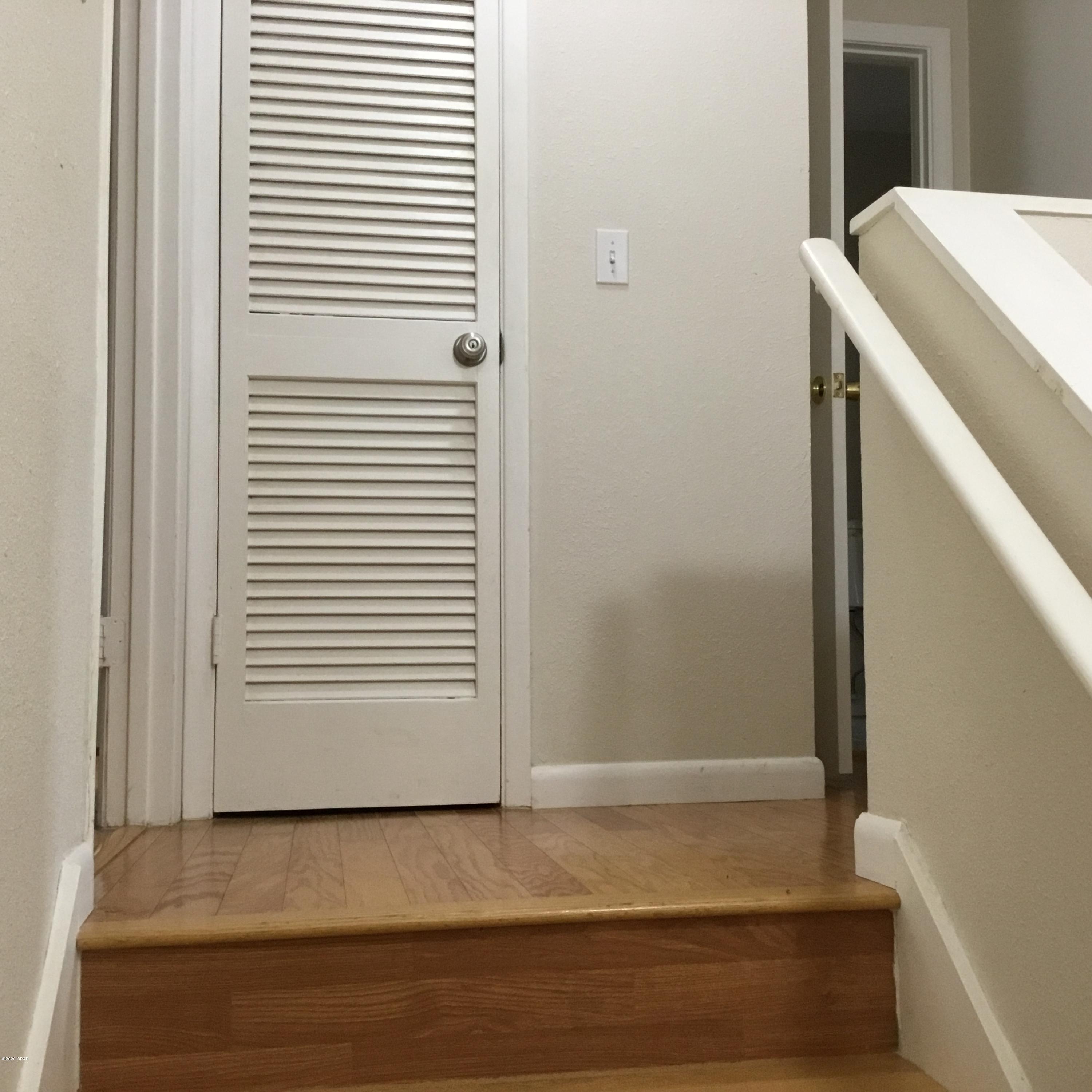 Delwood Estates Ph 1 - Residential Lease