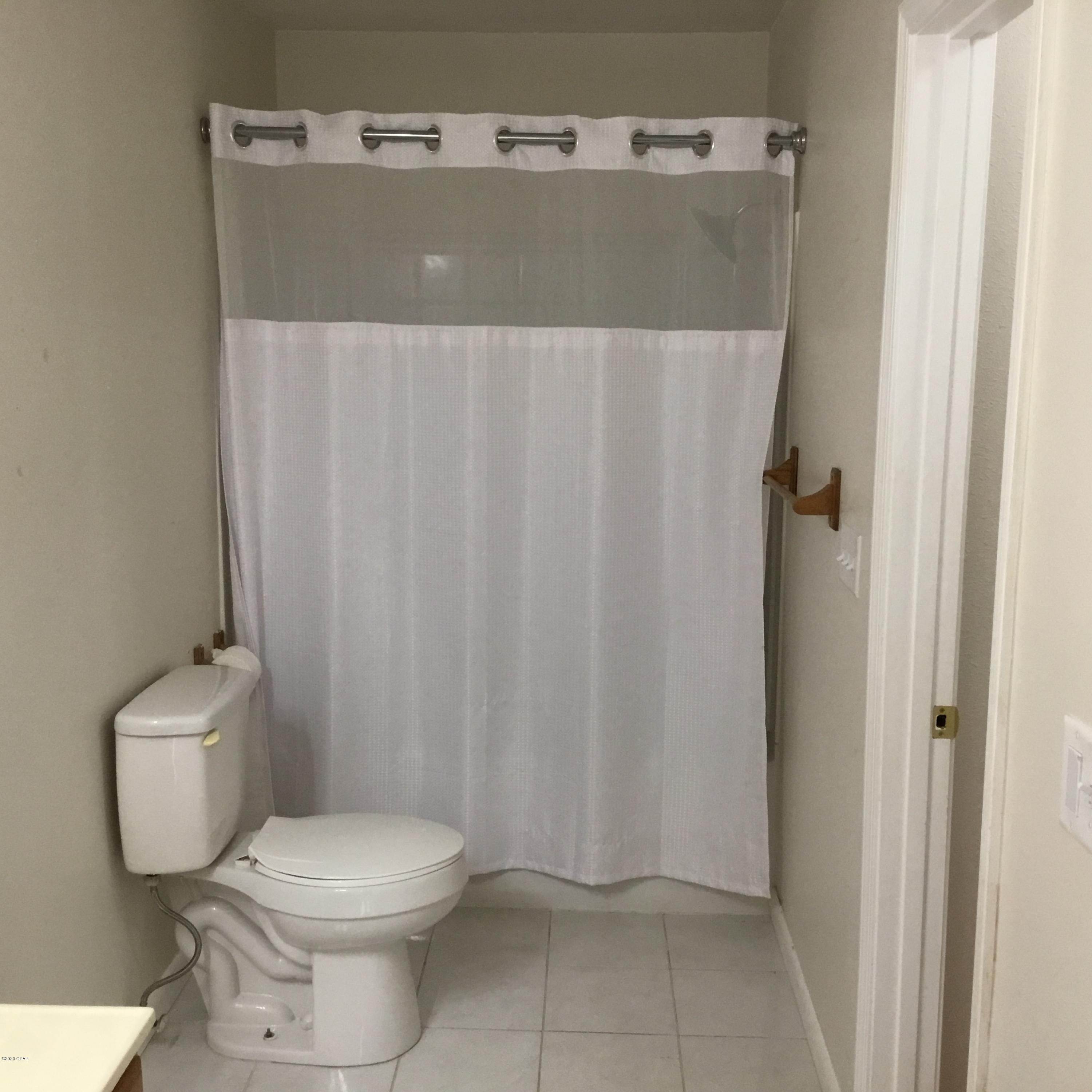 Delwood Estates Ph 1 - Residential Lease