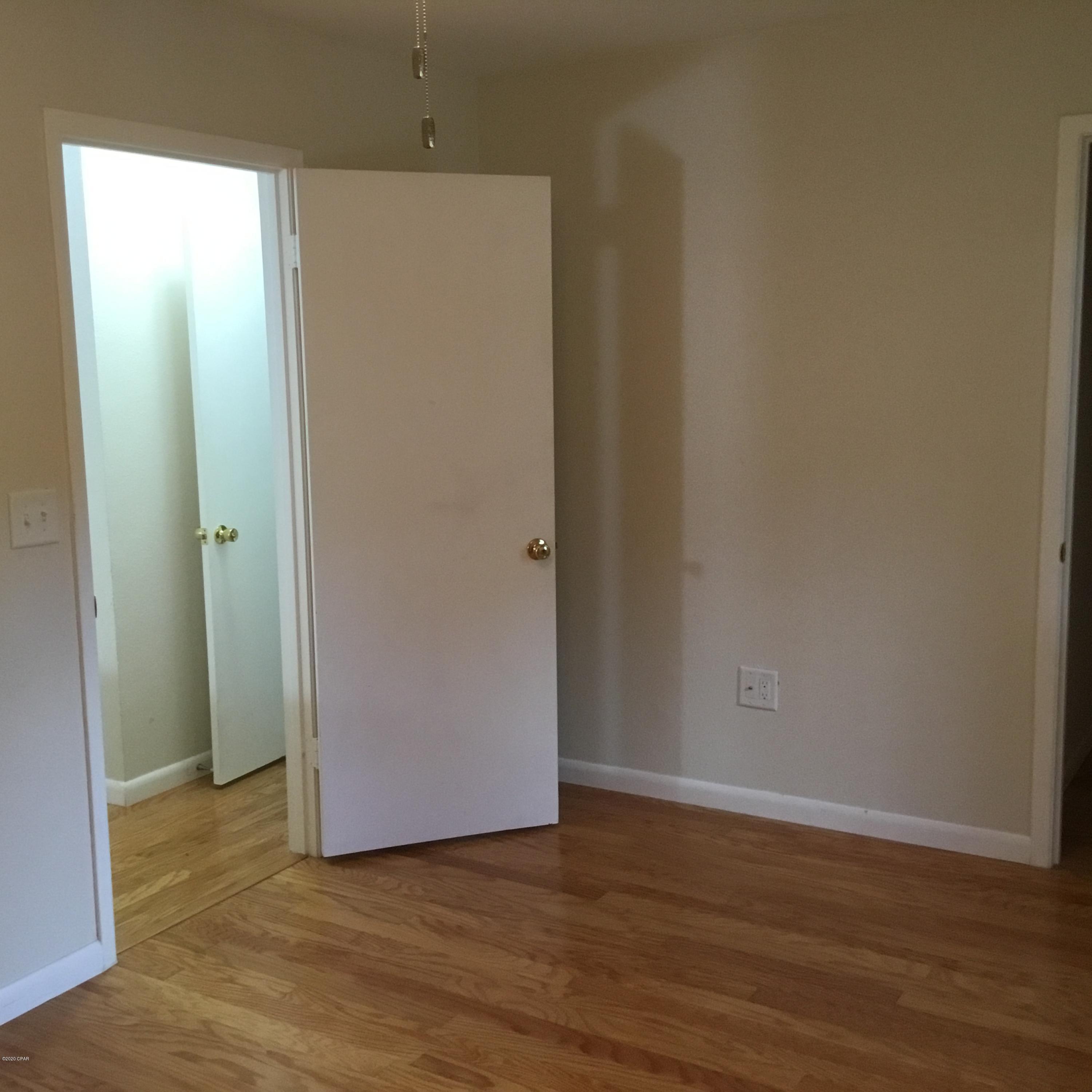 Delwood Estates Ph 1 - Residential Lease