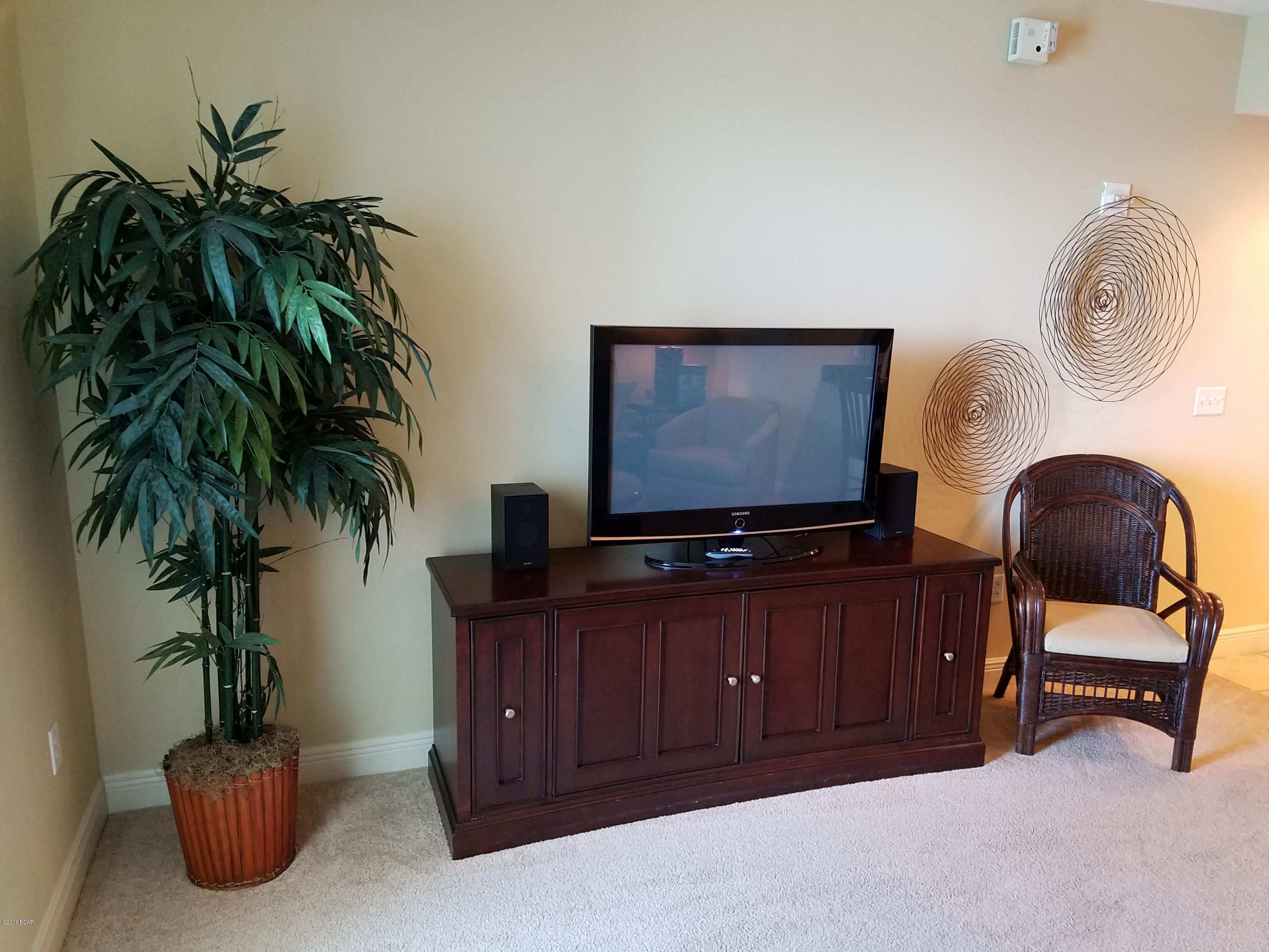 Sterling Breeze - Residential