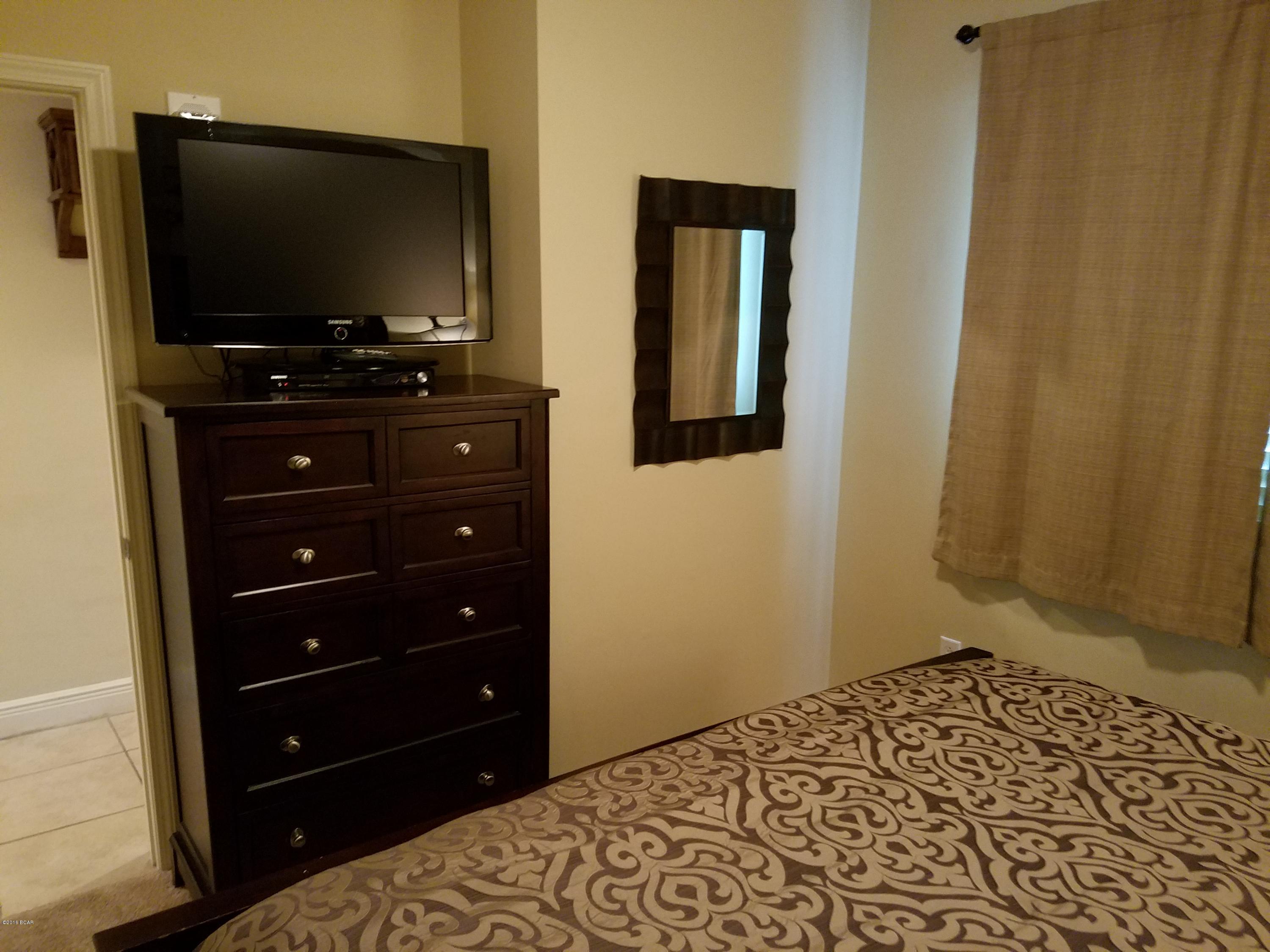 Sterling Breeze - Residential