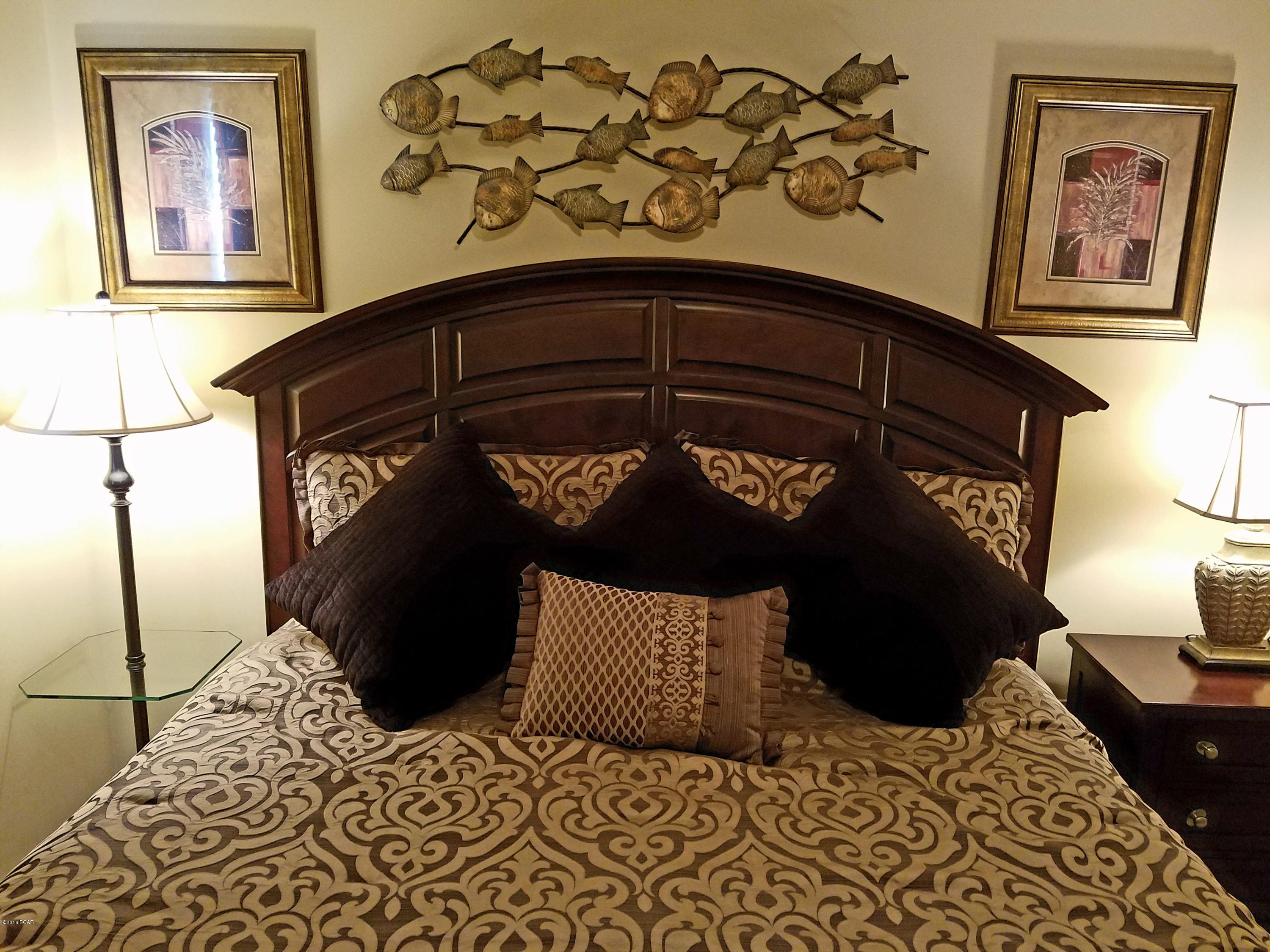 Sterling Breeze - Residential