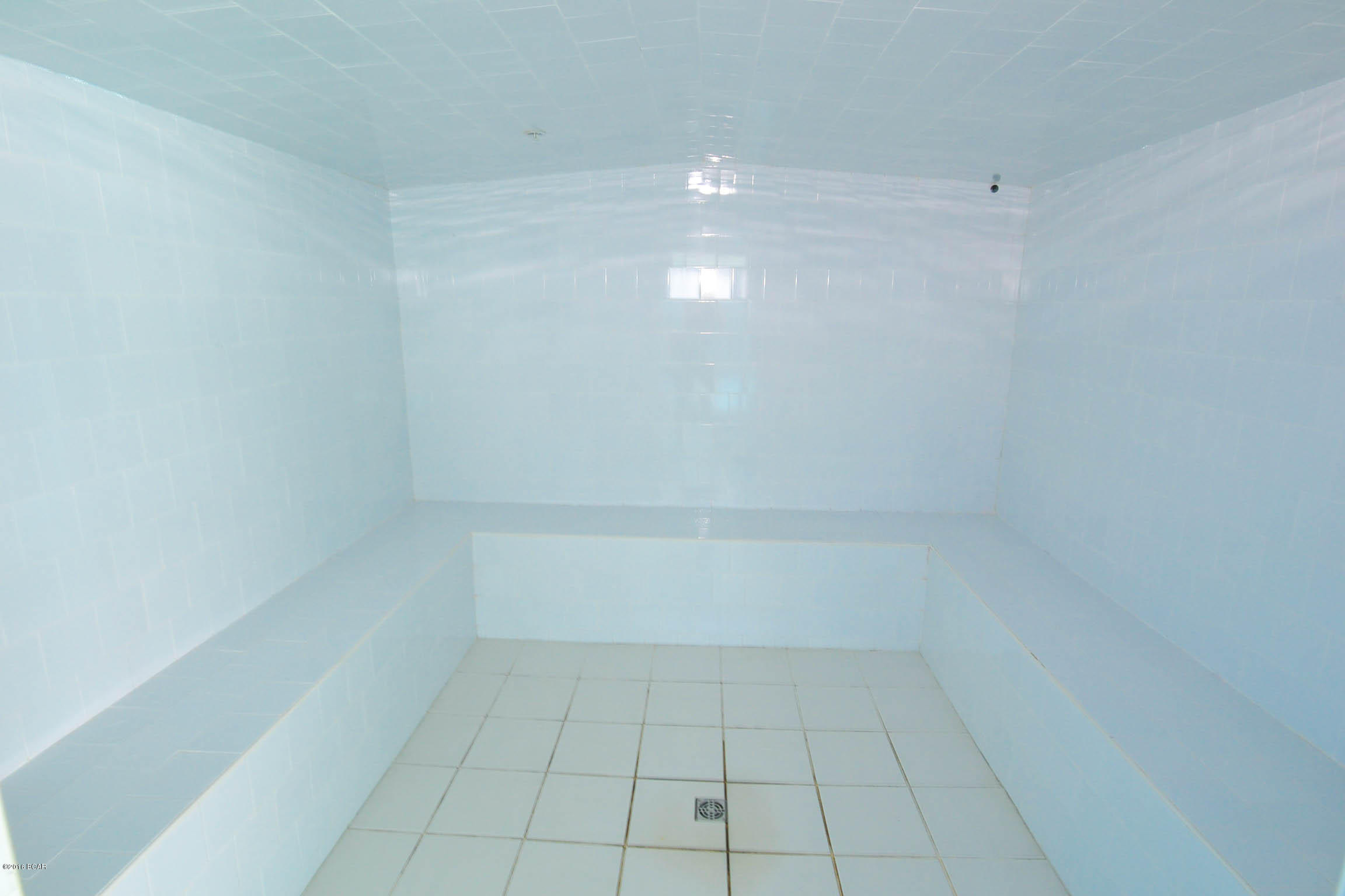 Tropic Winds - Residential