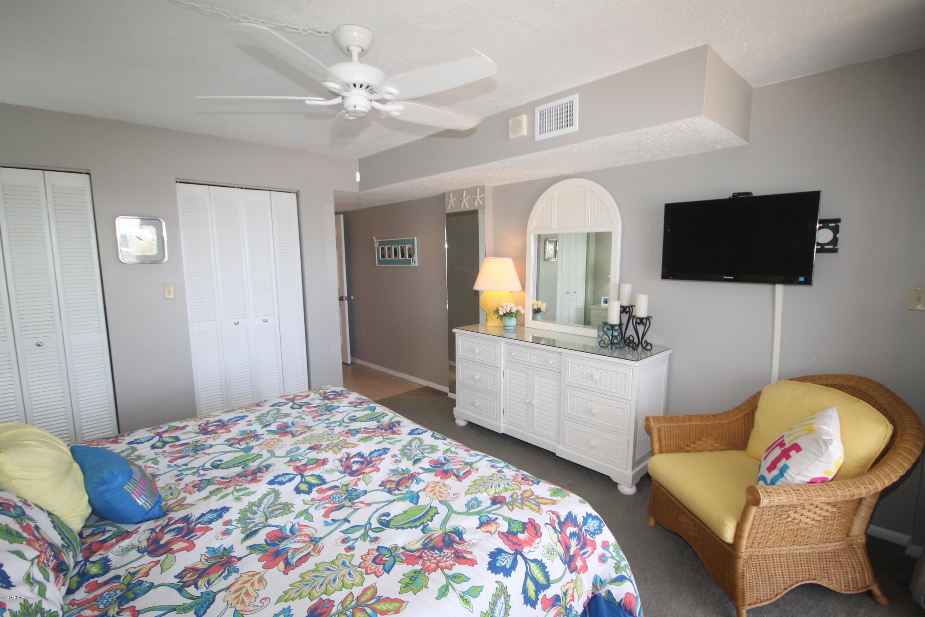 Regency Towers - Residential