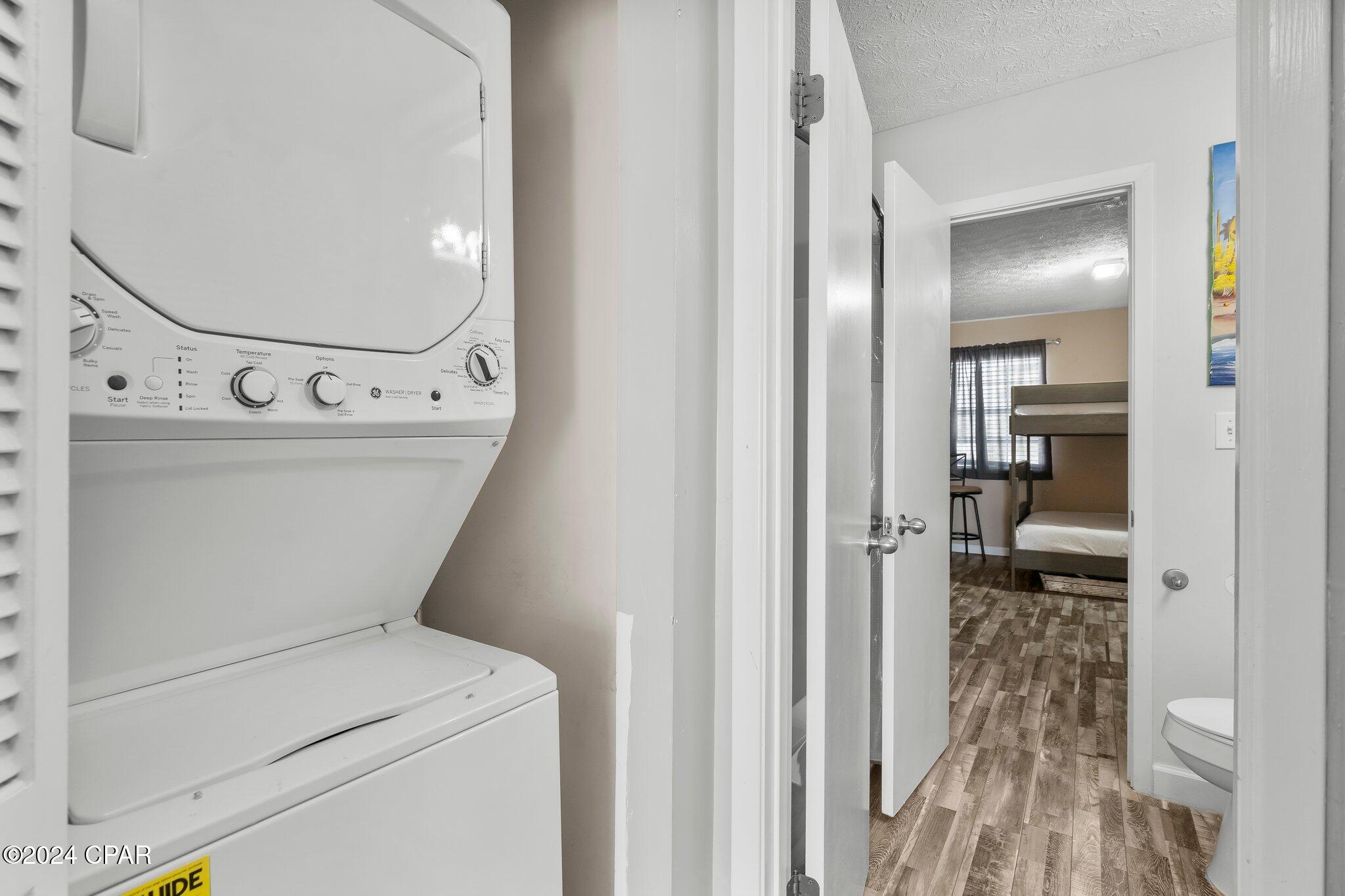 Lullwater Beach - Residential