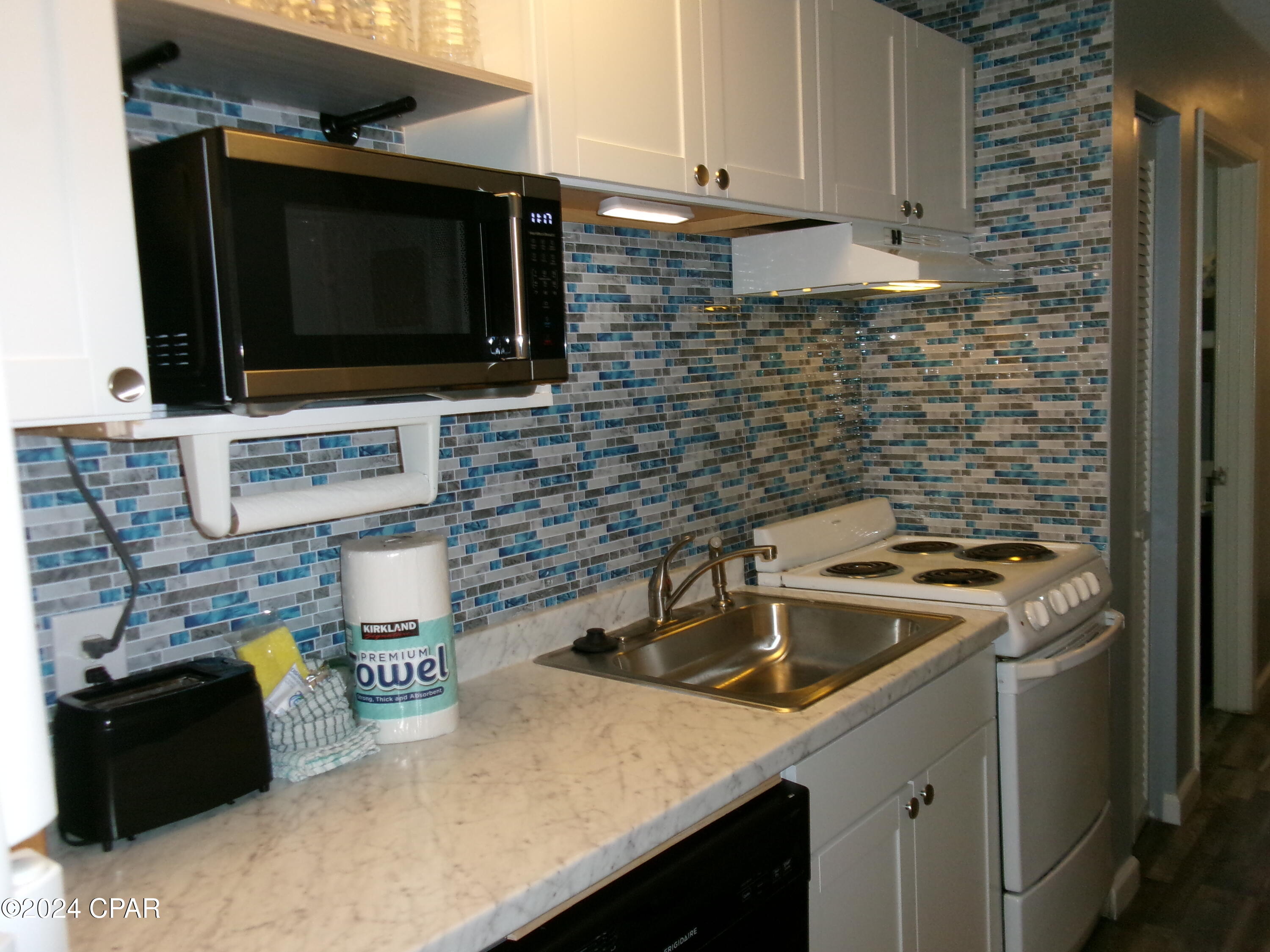 Lullwater Beach - Residential