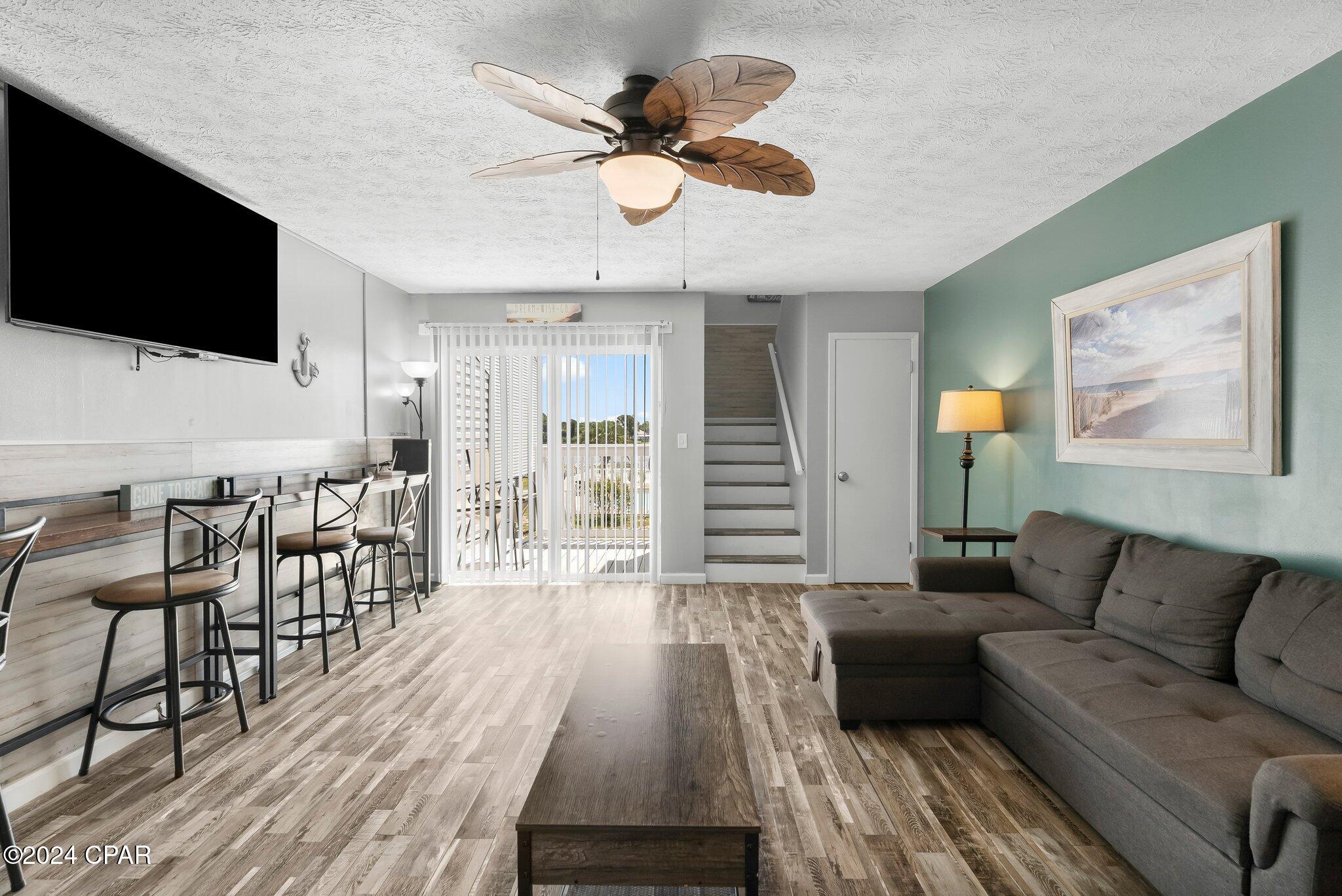 Lullwater Beach - Residential