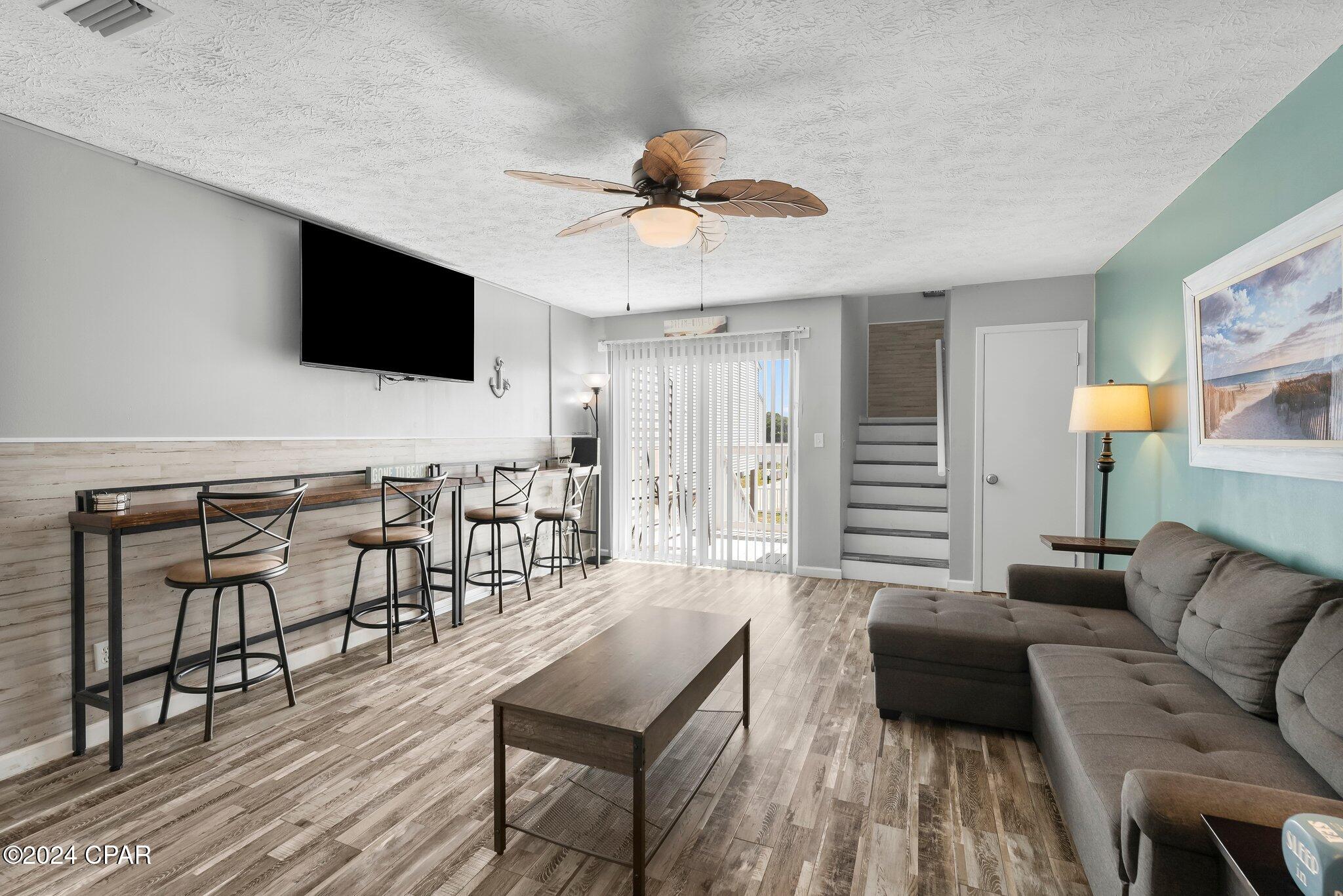 Lullwater Beach - Residential